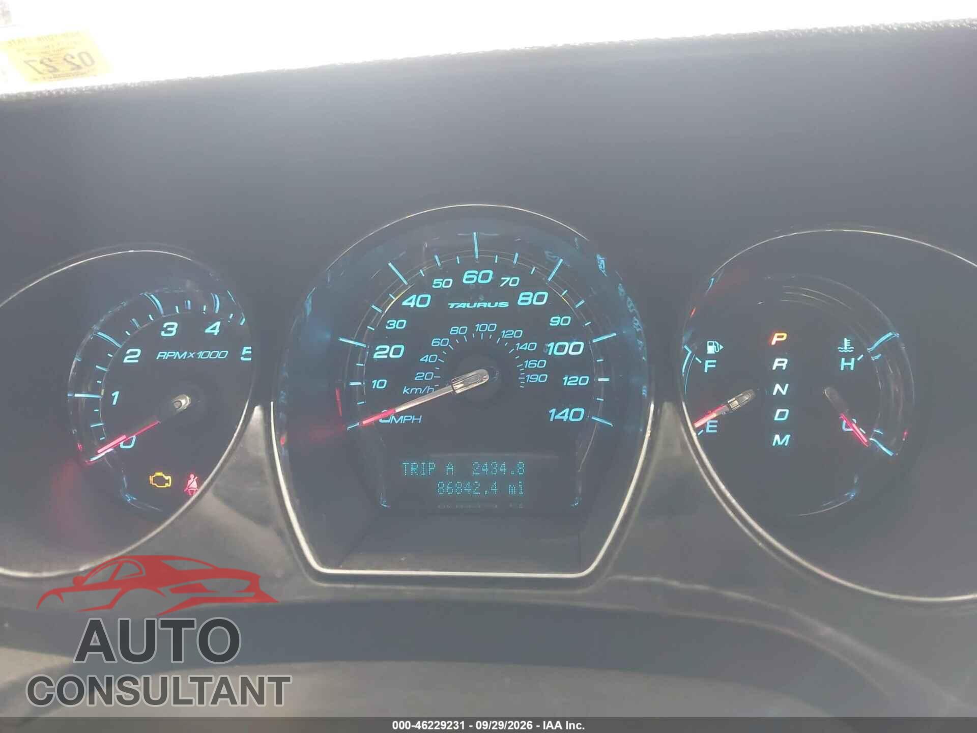 FORD TAURUS 2010 - 1FAHP2FW5AG104746