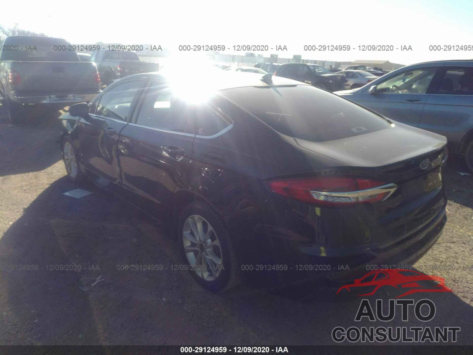 FORD FUSION HYBRID 2019 - 3FA6P0LU2KR137745