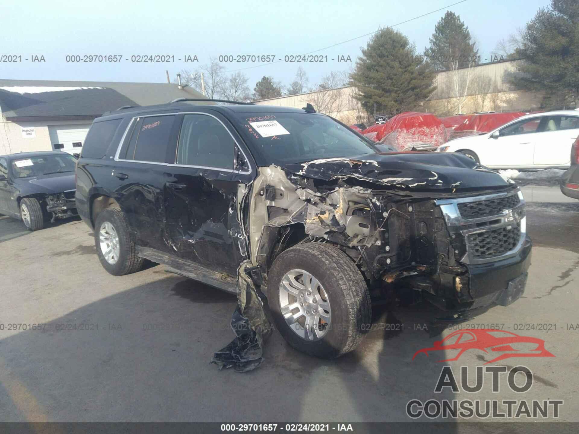 CHEVROLET TAHOE 2017 - 1GNSKBKC8HR360461