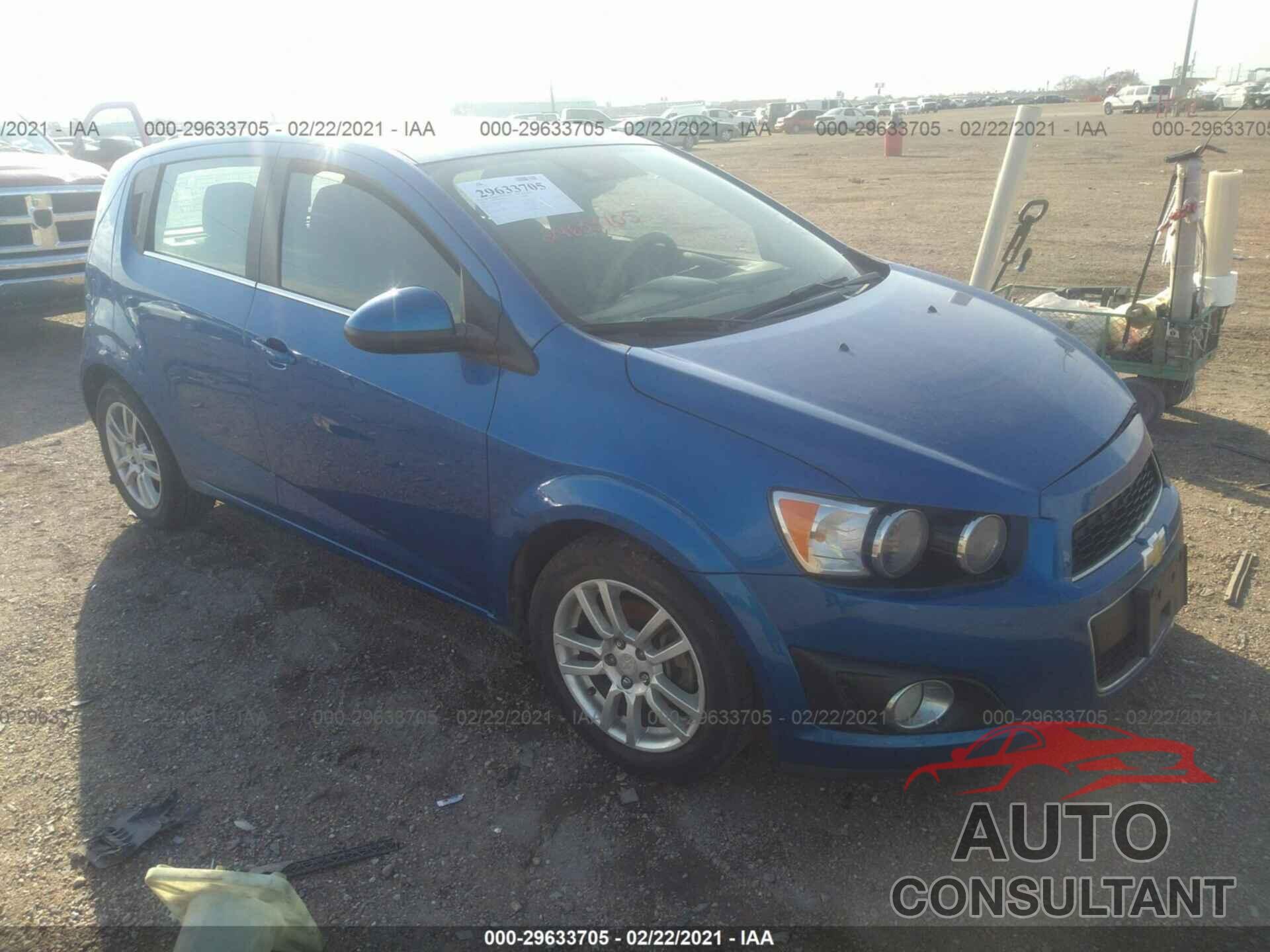 CHEVROLET SONIC 2016 - 1G1JC6SH9G4165316