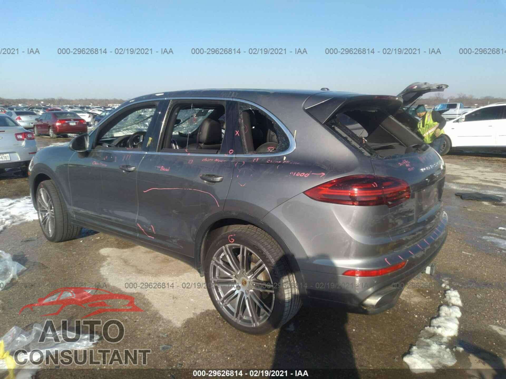 PORSCHE CAYENNE 2016 - WP1AA2A27GLA09282