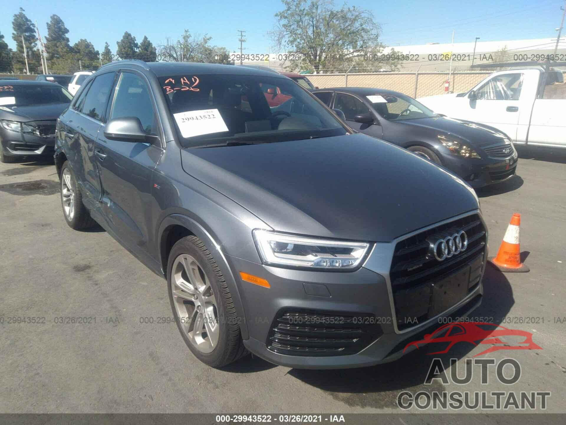 AUDI Q3 2017 - WA1GCCFS5HR011688