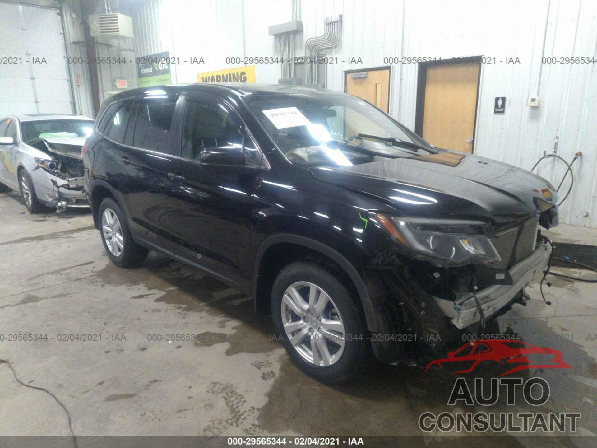 HONDA PILOT 2018 - 5FNYF6H11JB042729