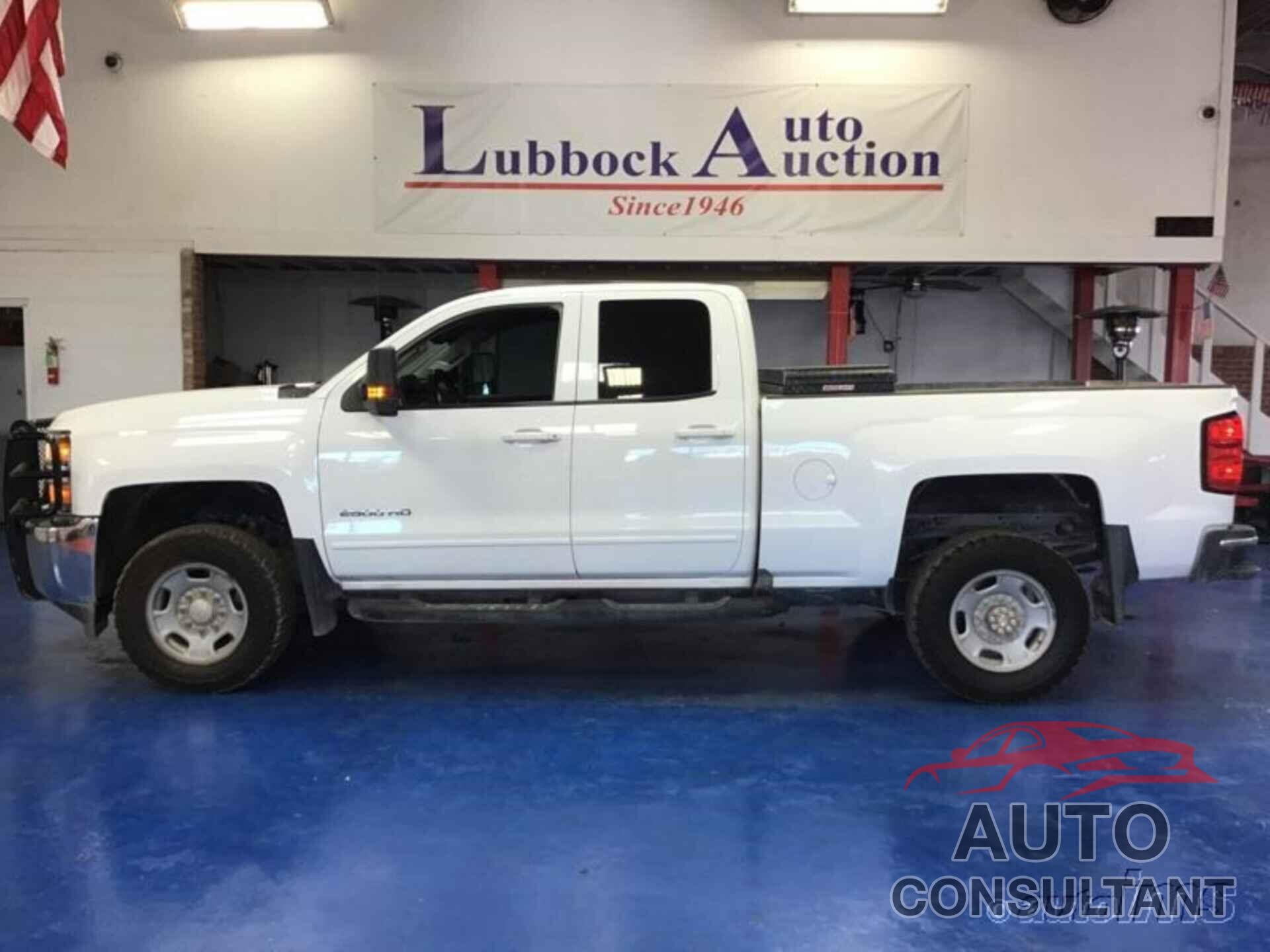 CHEVROLET SILVERADO 2500HD 2018 - 1GC2KVEG1JZ229743