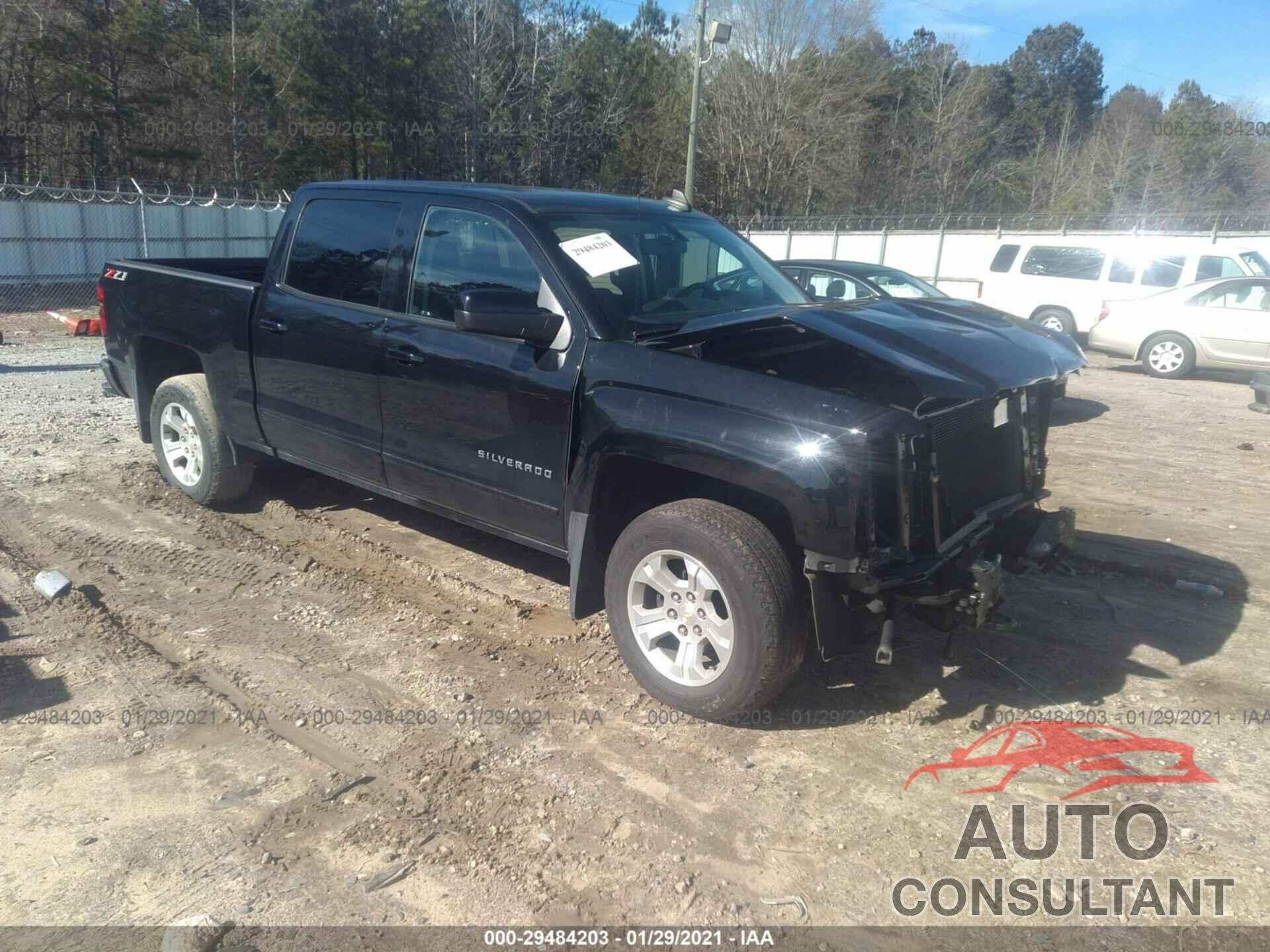 CHEVROLET SILVERADO 1500 2018 - 3GCUKREC2JG494362