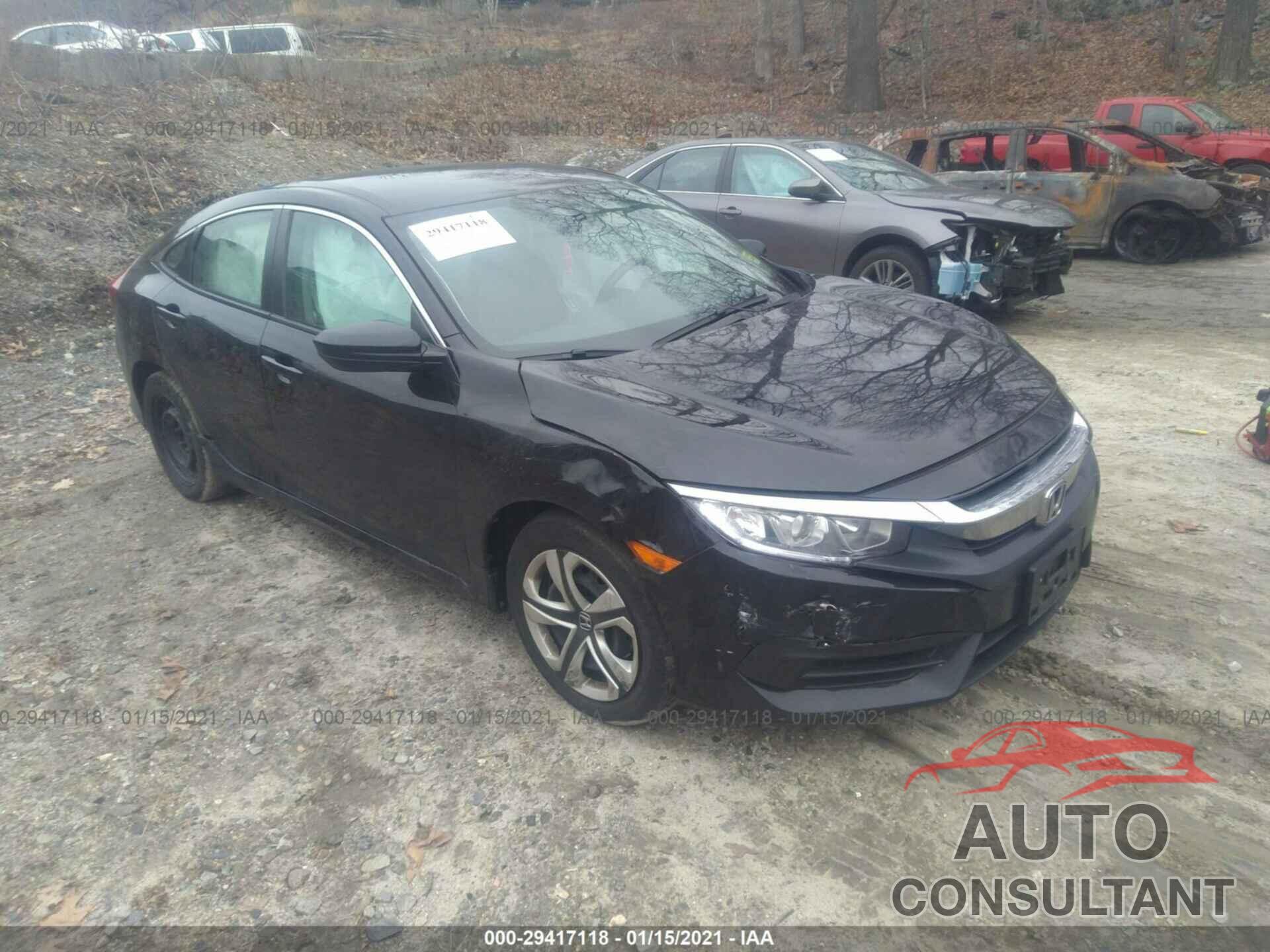 HONDA CIVIC SEDAN 2018 - 19XFC2F50JE207643