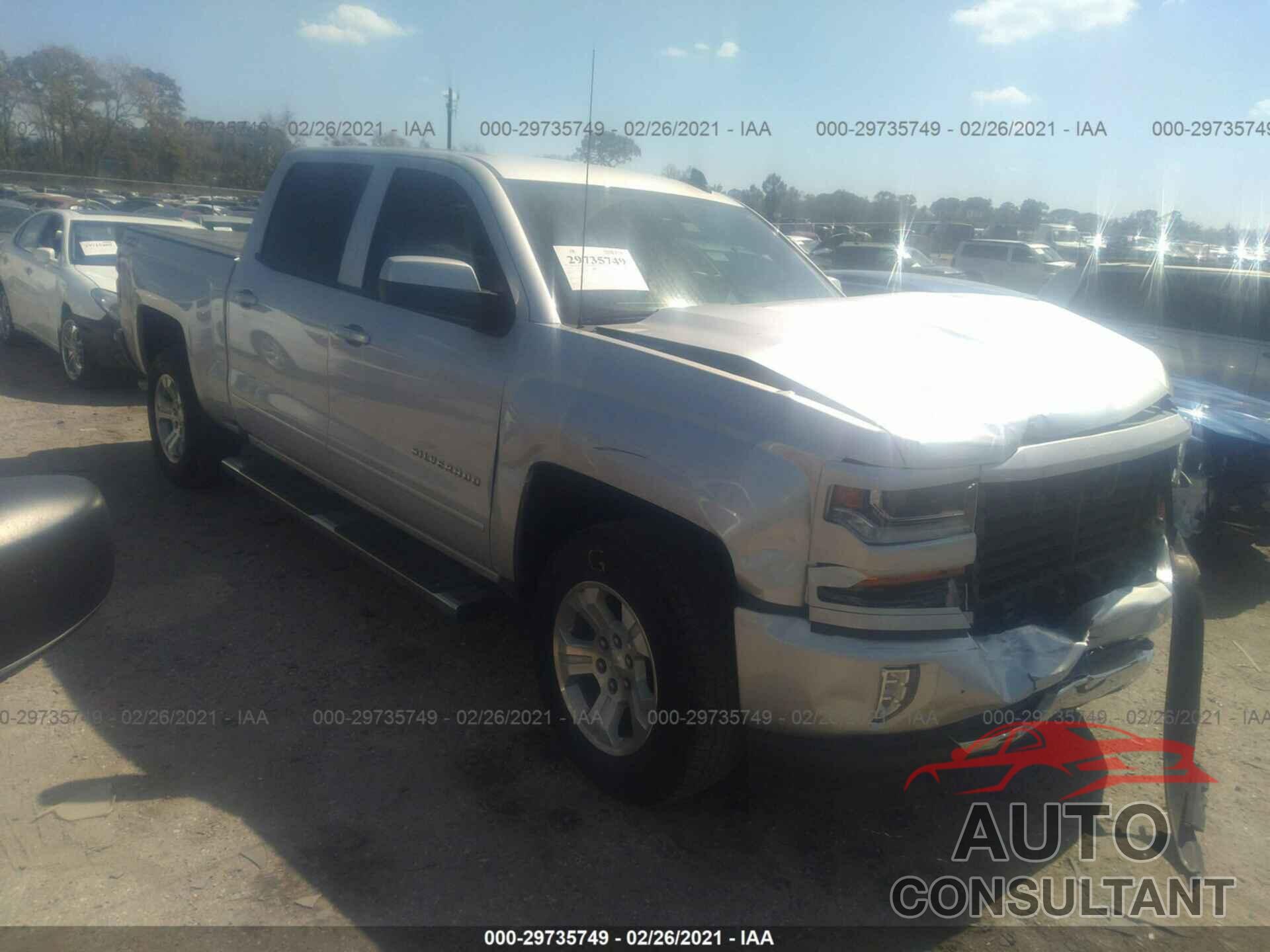 CHEVROLET SILVERADO 1500 2018 - 3GCUKREC8JG584938