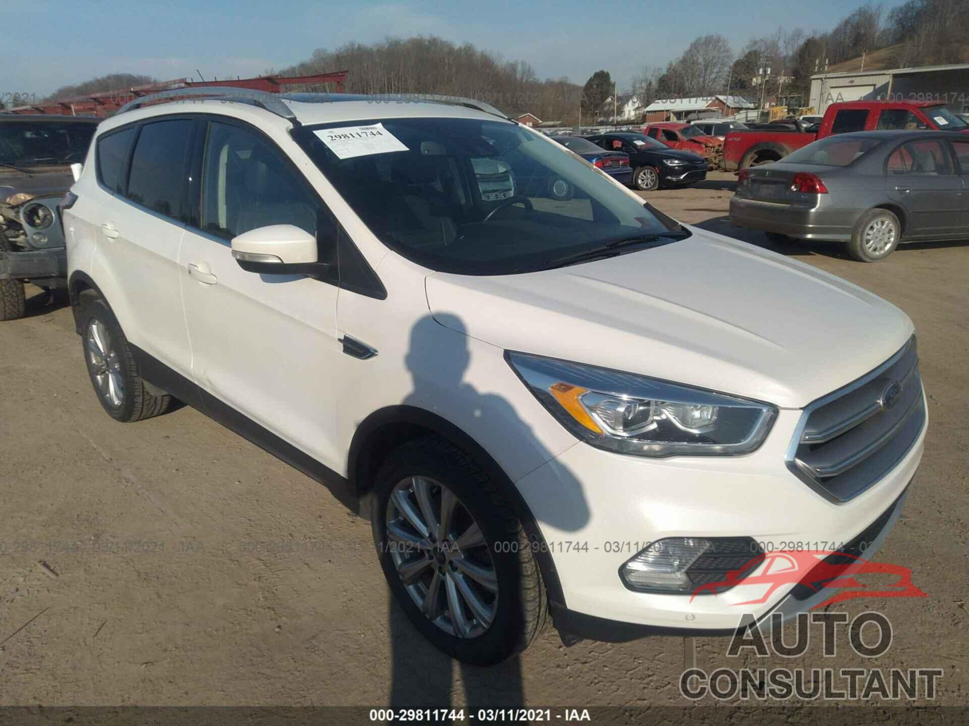 FORD ESCAPE 2017 - 1FMCU9JDXHUB58451