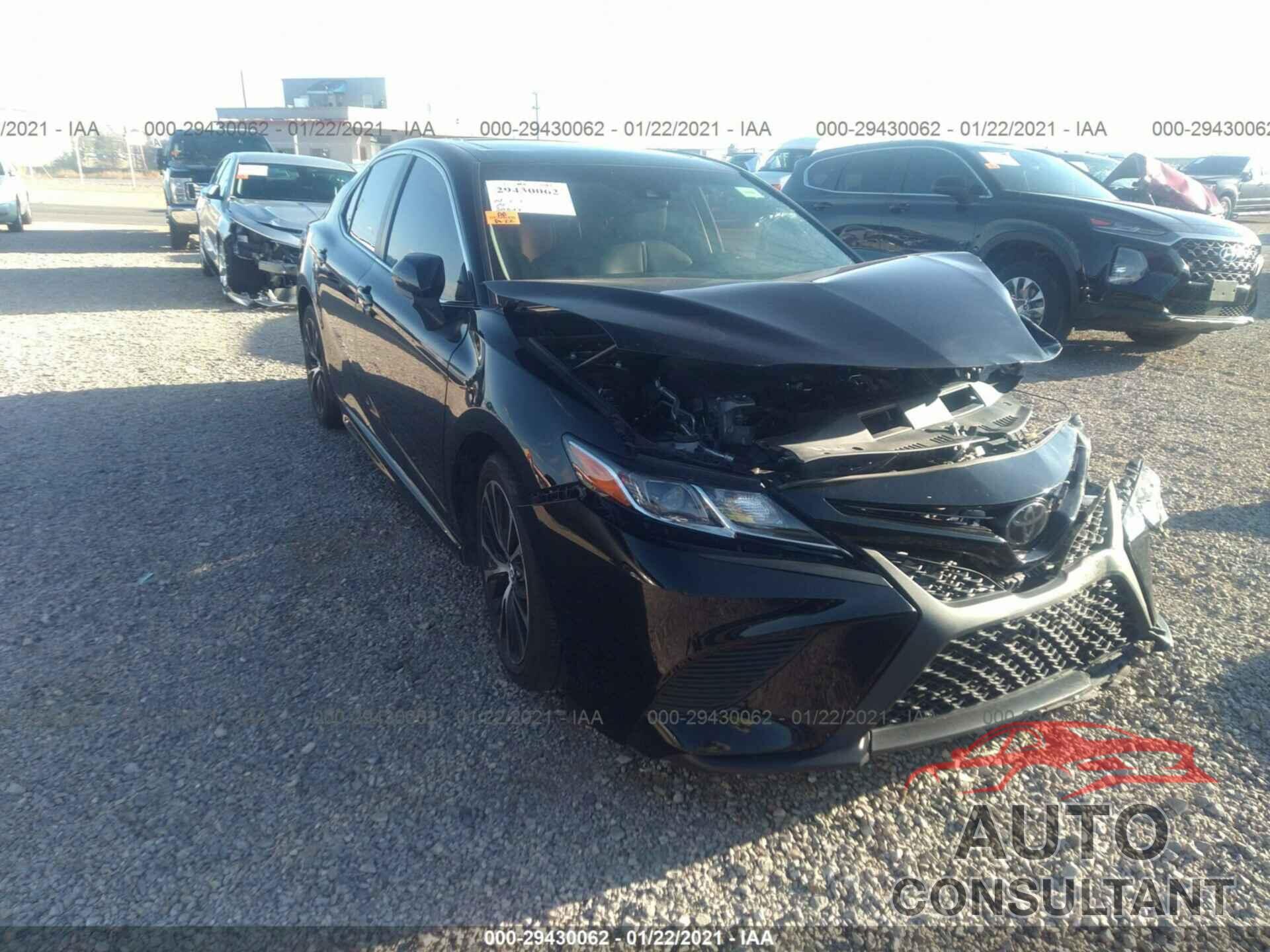 TOYOTA CAMRY 2018 - 4T1B11HK5JU145199