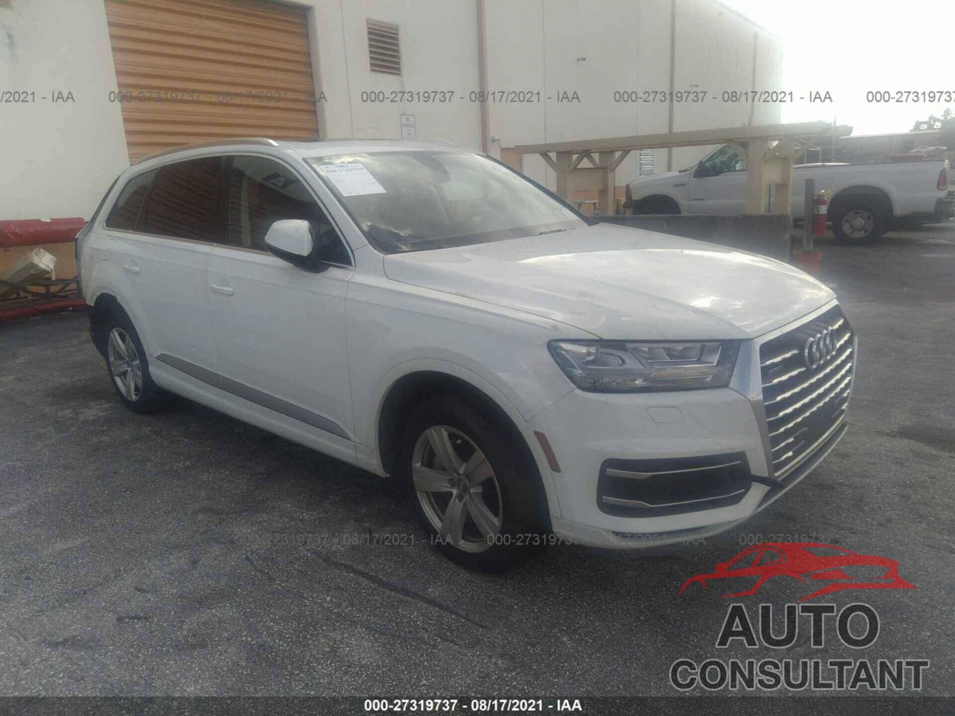 AUDI Q7 2018 - WA1LHAF77JD004387