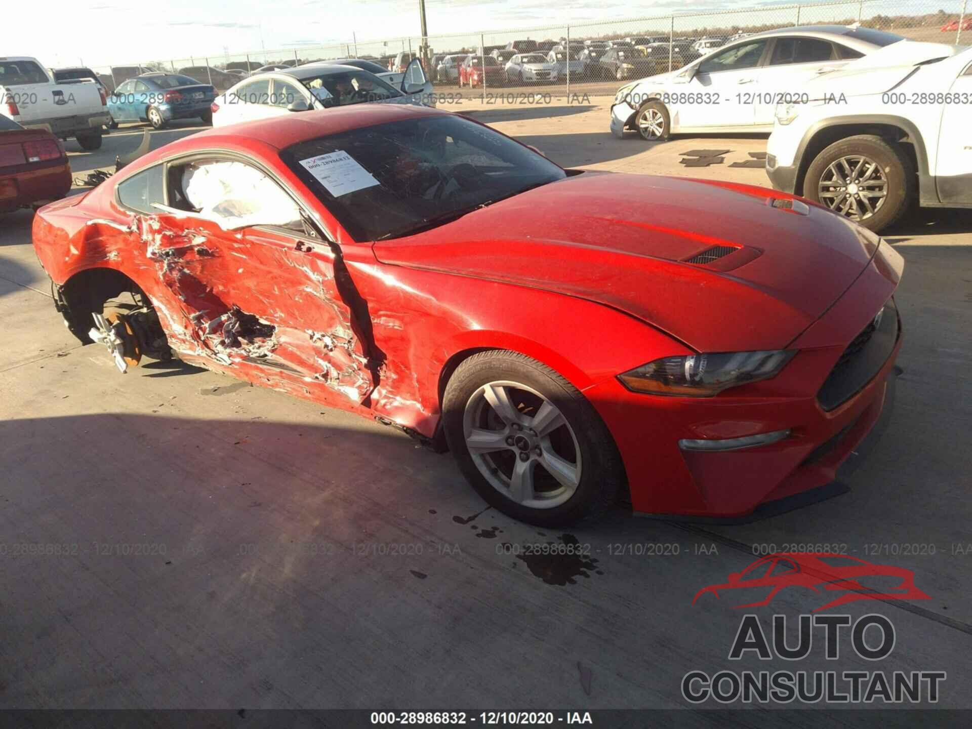 FORD MUSTANG 2018 - 1FA6P8TH3J5122397