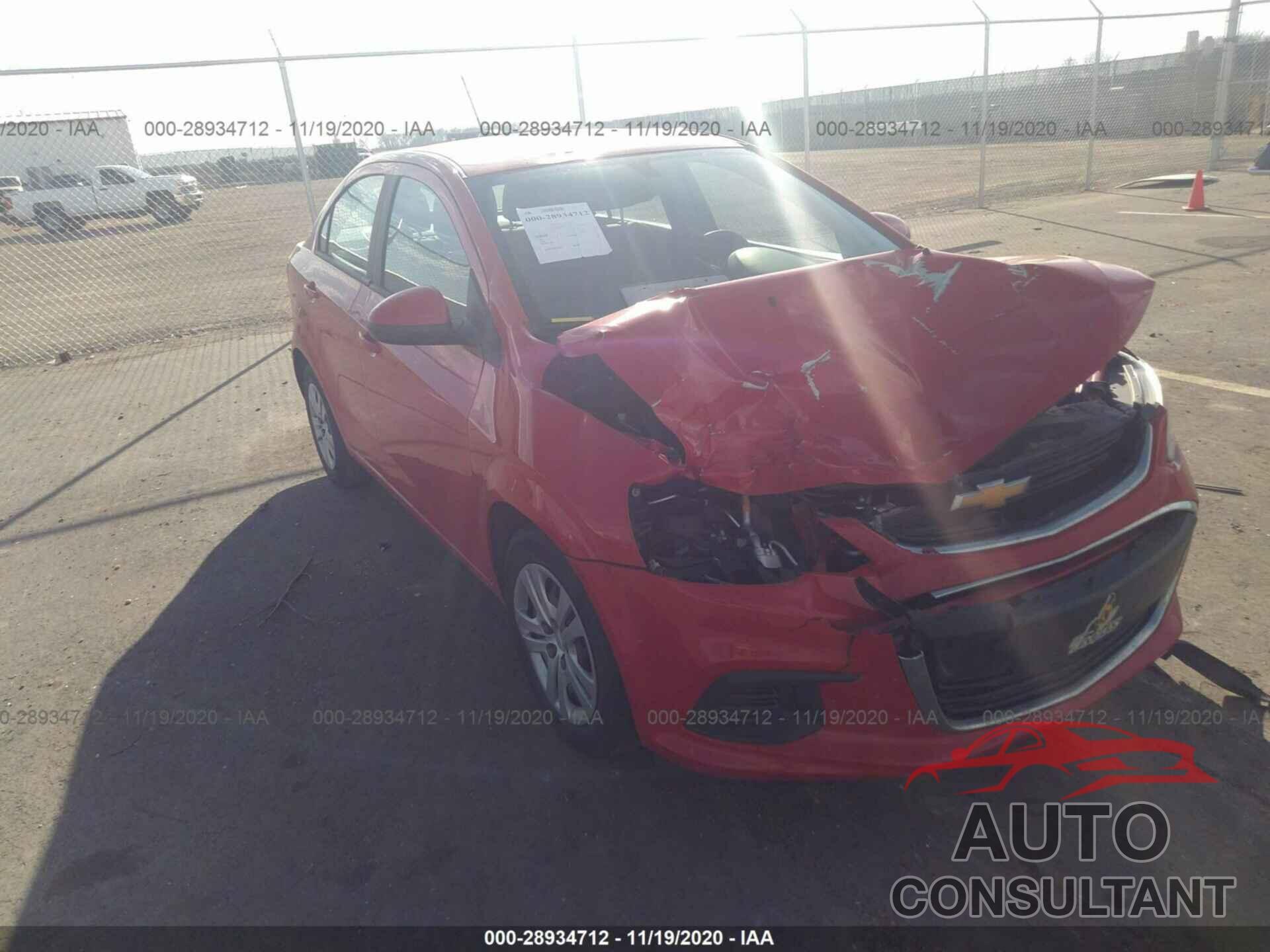 CHEVROLET SONIC 2017 - 1G1JB5SHXH4162133