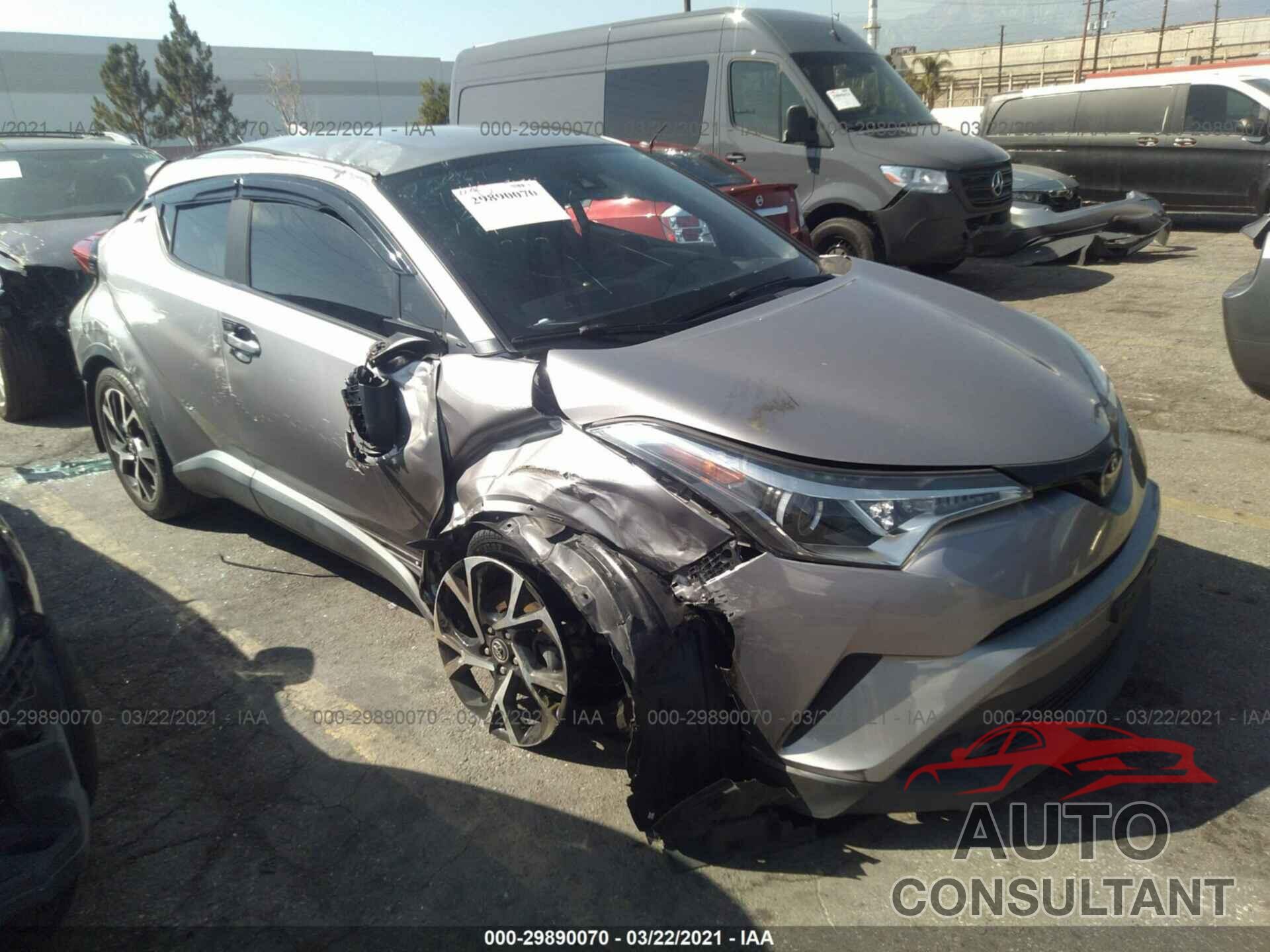 TOYOTA C-HR 2018 - NMTKHMBX1JR028437