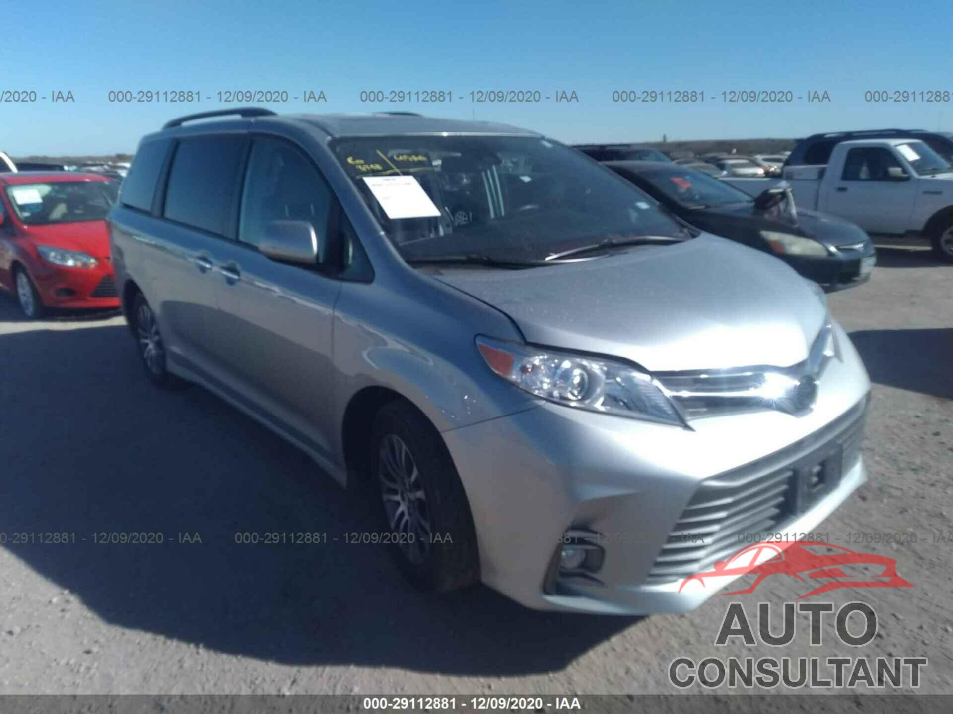 TOYOTA SIENNA 2019 - 5TDYZ3DC4KS998720