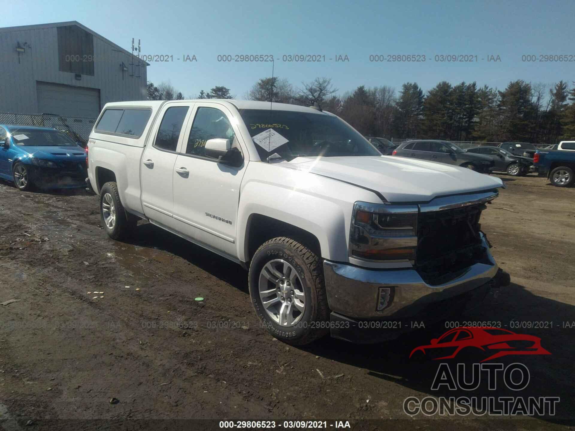 CHEVROLET SILVERADO 1500 2016 - 1GCVKREC8GZ279629