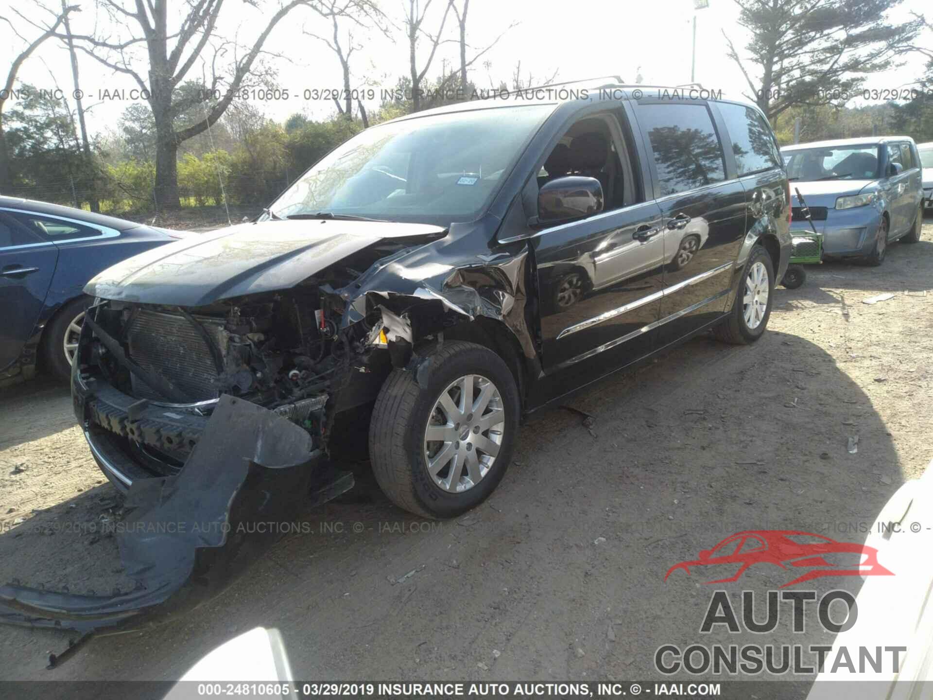 CHRYSLER TOWN & COUNTRY 2015 - 2C4RC1BG4FR537824