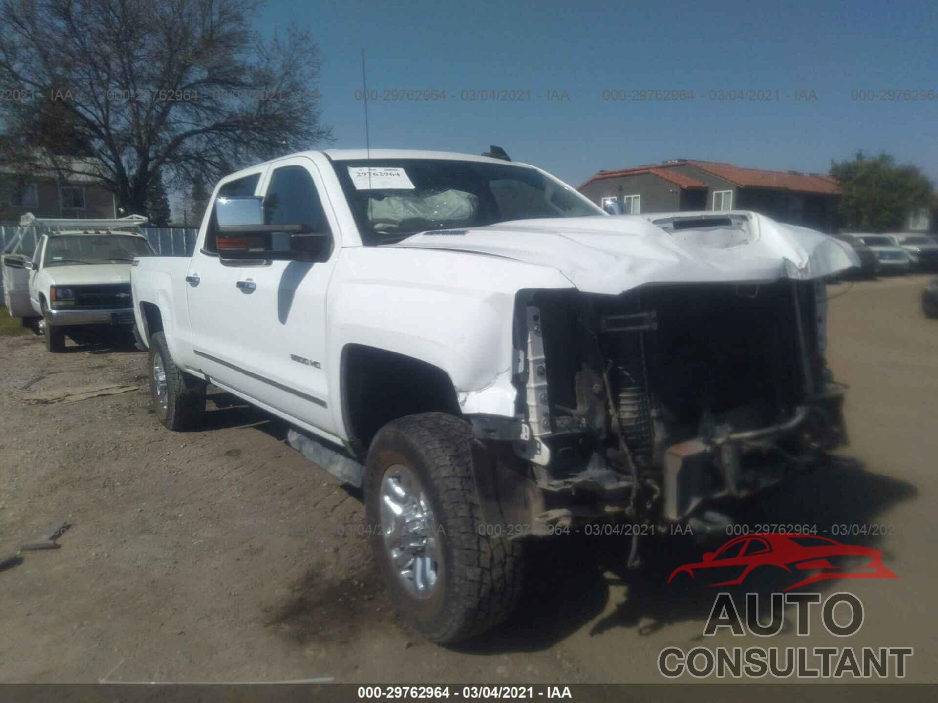 CHEVROLET SILVERADO 2500HD 2017 - 1GC1KWEY4HF160567