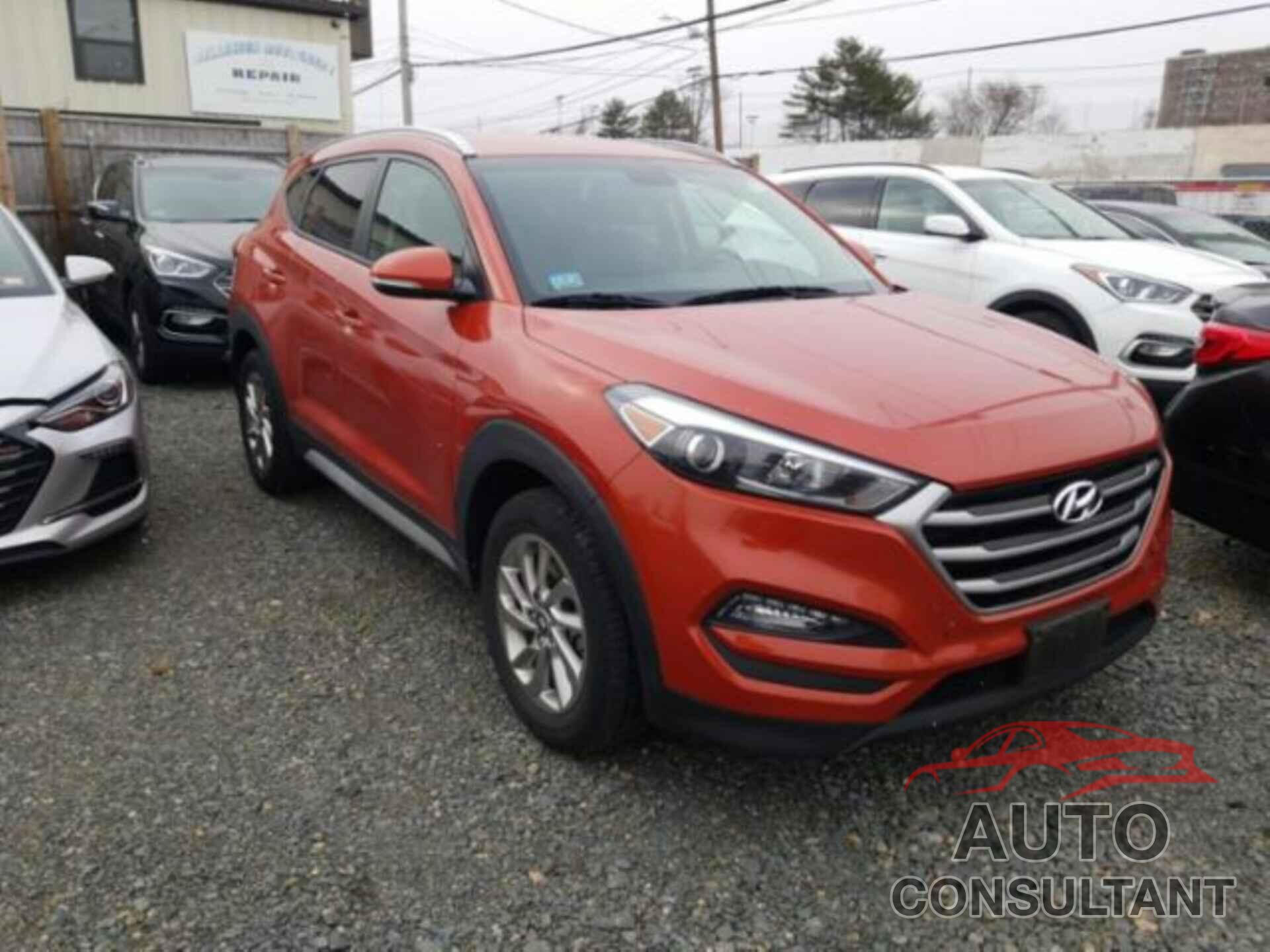 HYUNDAI TUCSON 2017 - KM8J3CA42HU491671