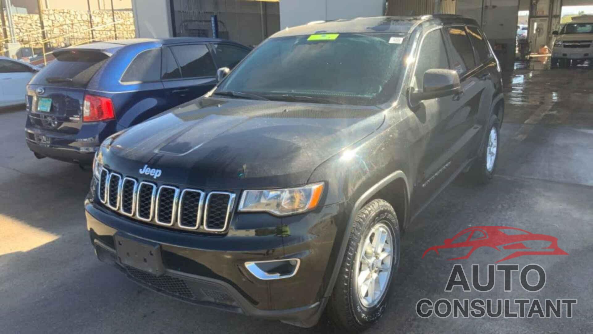 JEEP GRAND CHEROKEE 2018 - 1C4RJFAG1JC256277