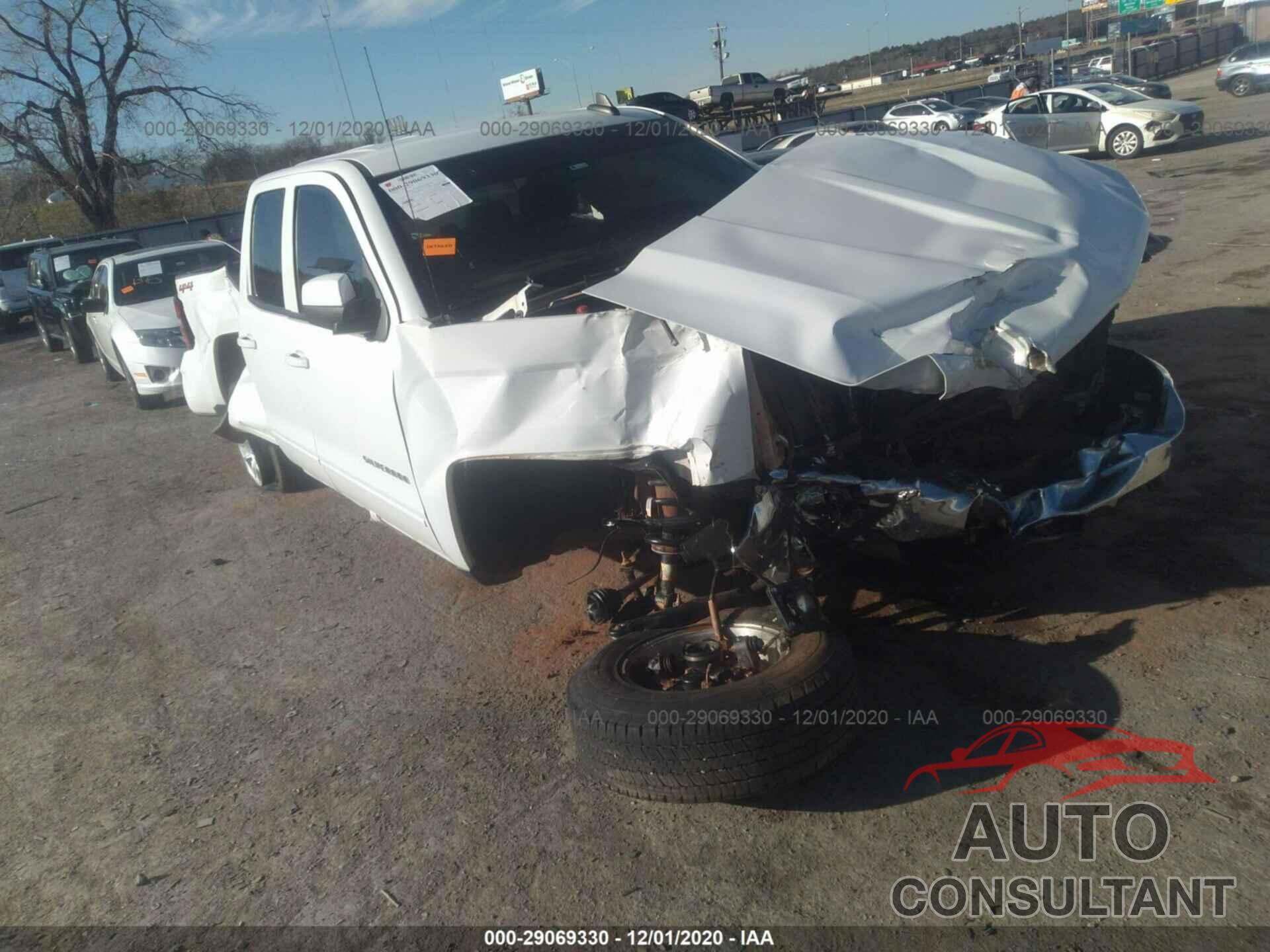 CHEVROLET SILVERADO 1500 2018 - 2GCVKREC1J1105496