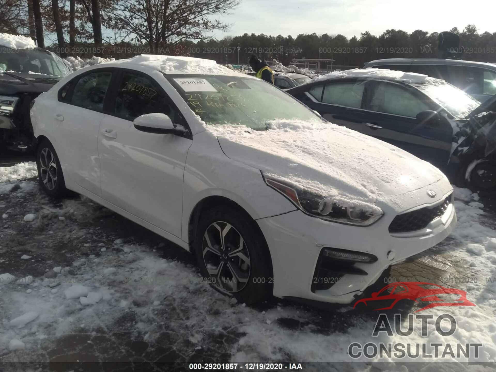 KIA FORTE 2019 - 3KPF24AD5KE040484