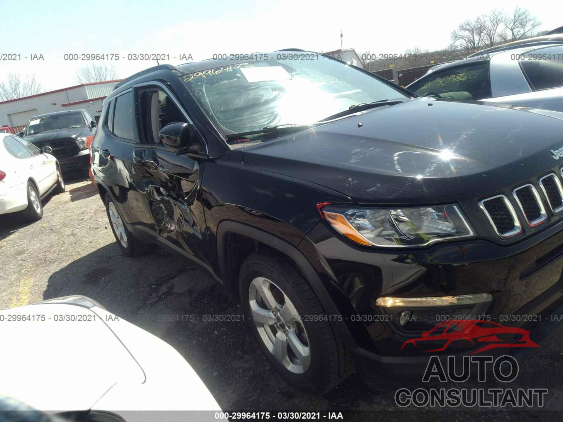JEEP COMPASS 2018 - 3C4NJCBB4JT108550