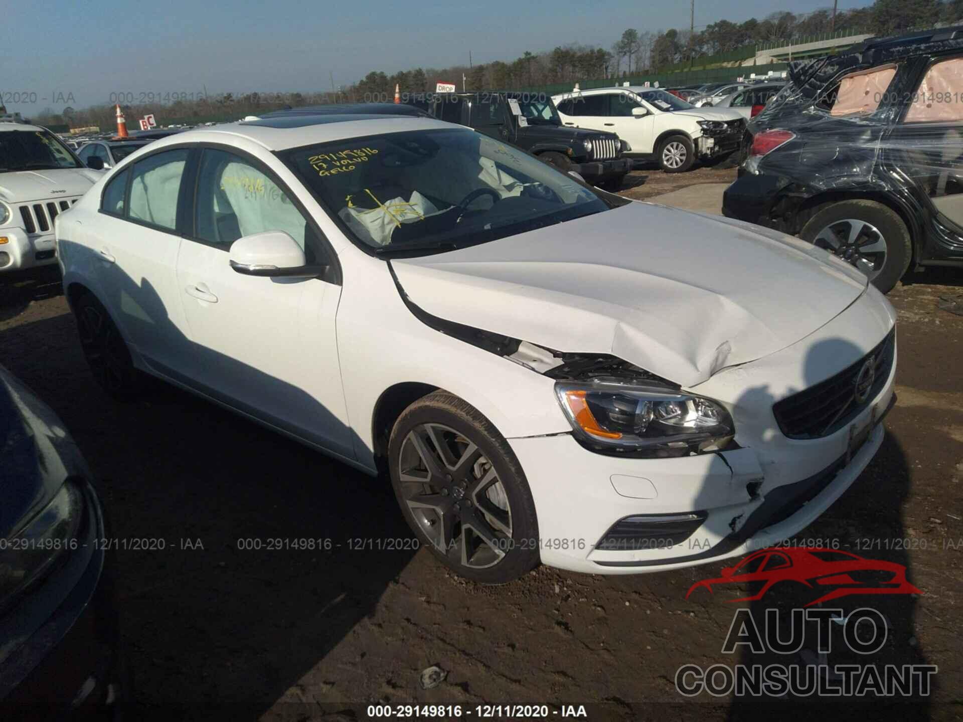 VOLVO S60 2017 - YV140MTL3H2427813