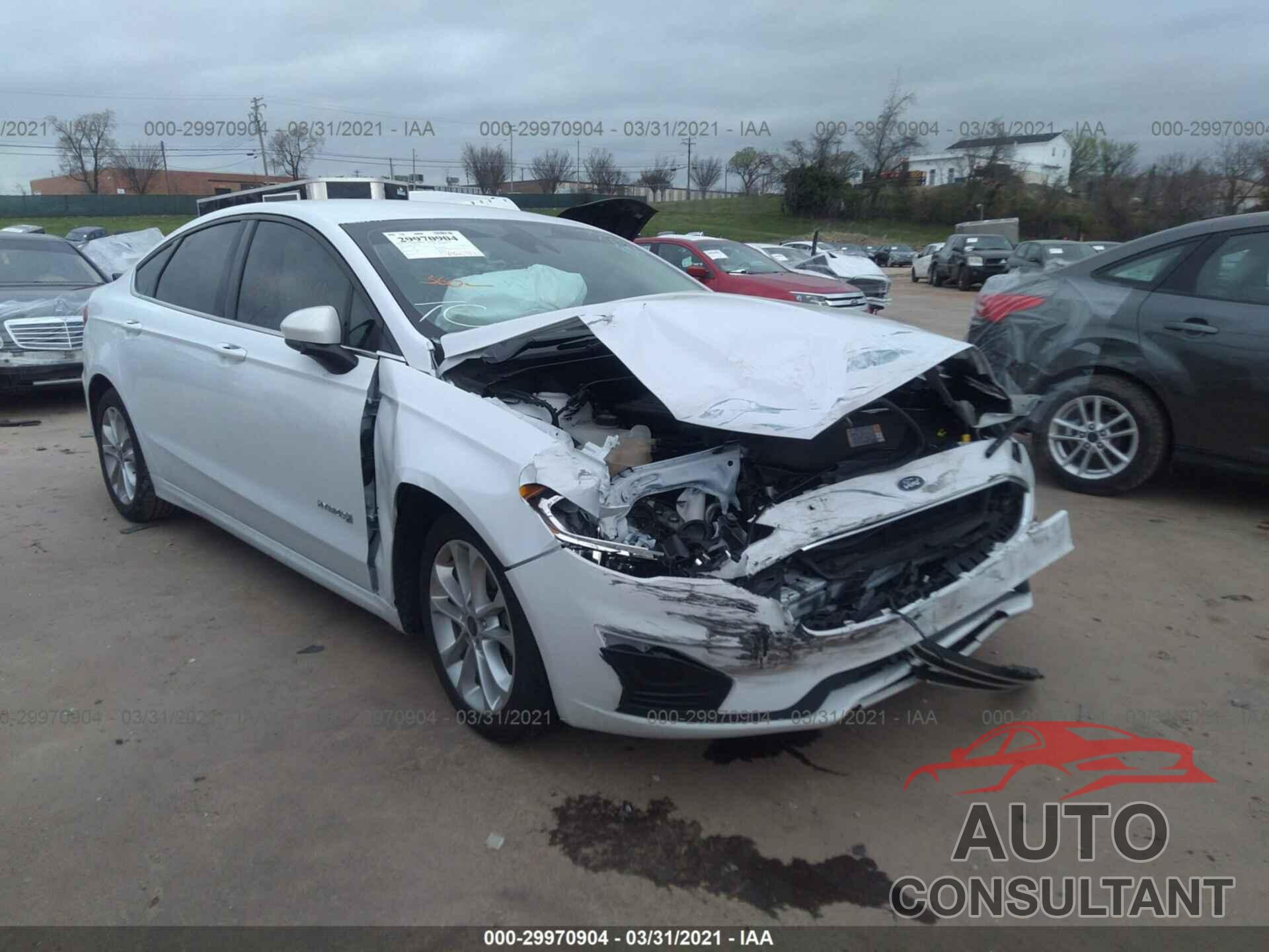 FORD FUSION HYBRID 2019 - 3FA6P0LU2KR226733