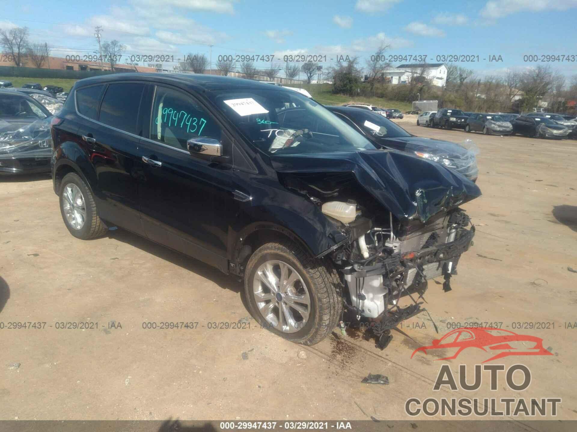 FORD ESCAPE 2017 - 1FMCU9G9XHUC96929