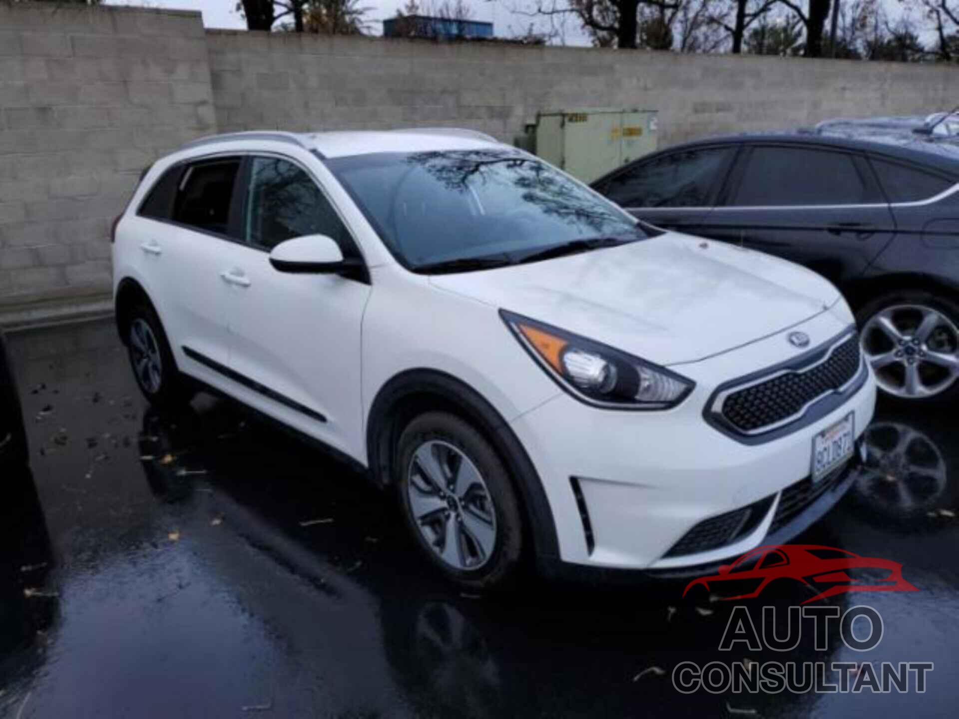 KIA NIRO 2018 - KNDCB3LC7J5141019