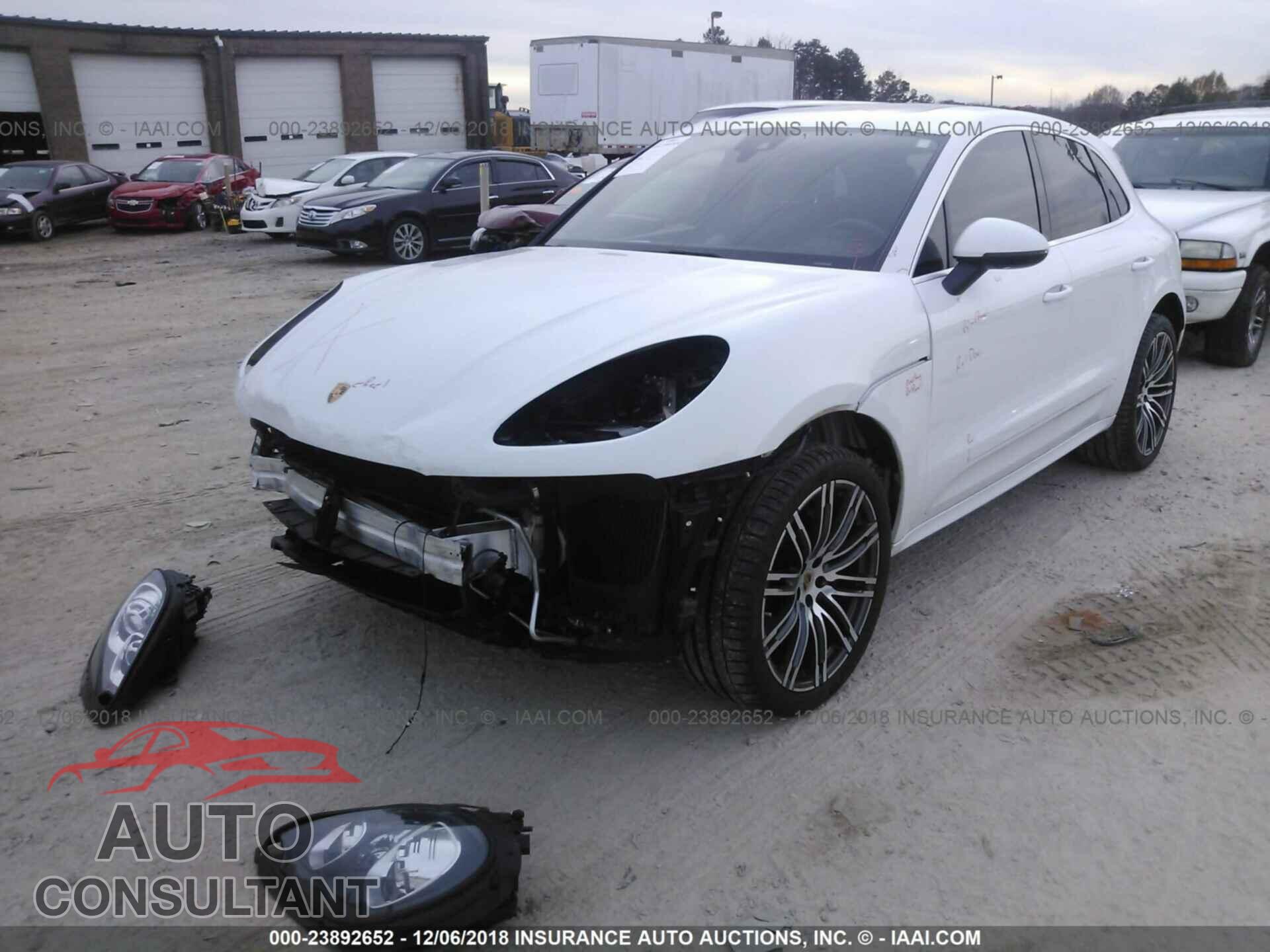 PORSCHE MACAN 2015 - WP1AF2A54FLB90464
