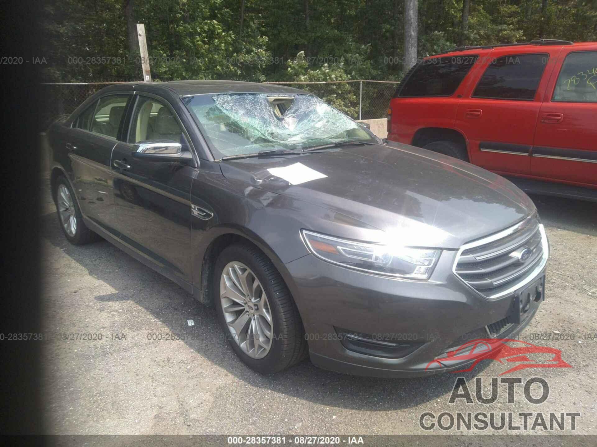 FORD TAURUS 2018 - 1FAHP2F82JG130061