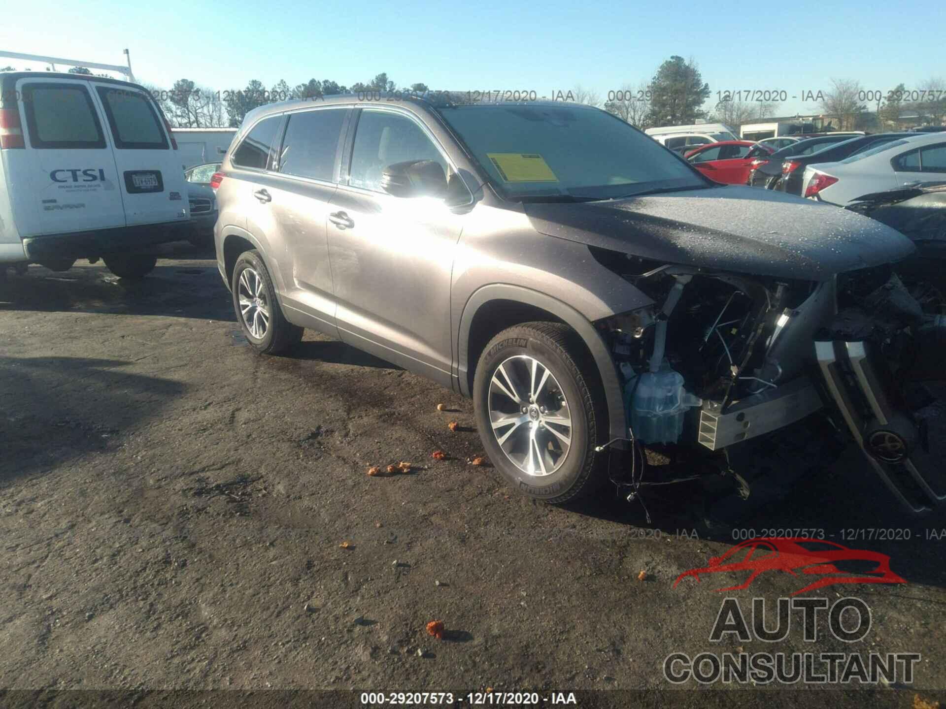 TOYOTA HIGHLANDER 2019 - 5TDZARFH8KS053034