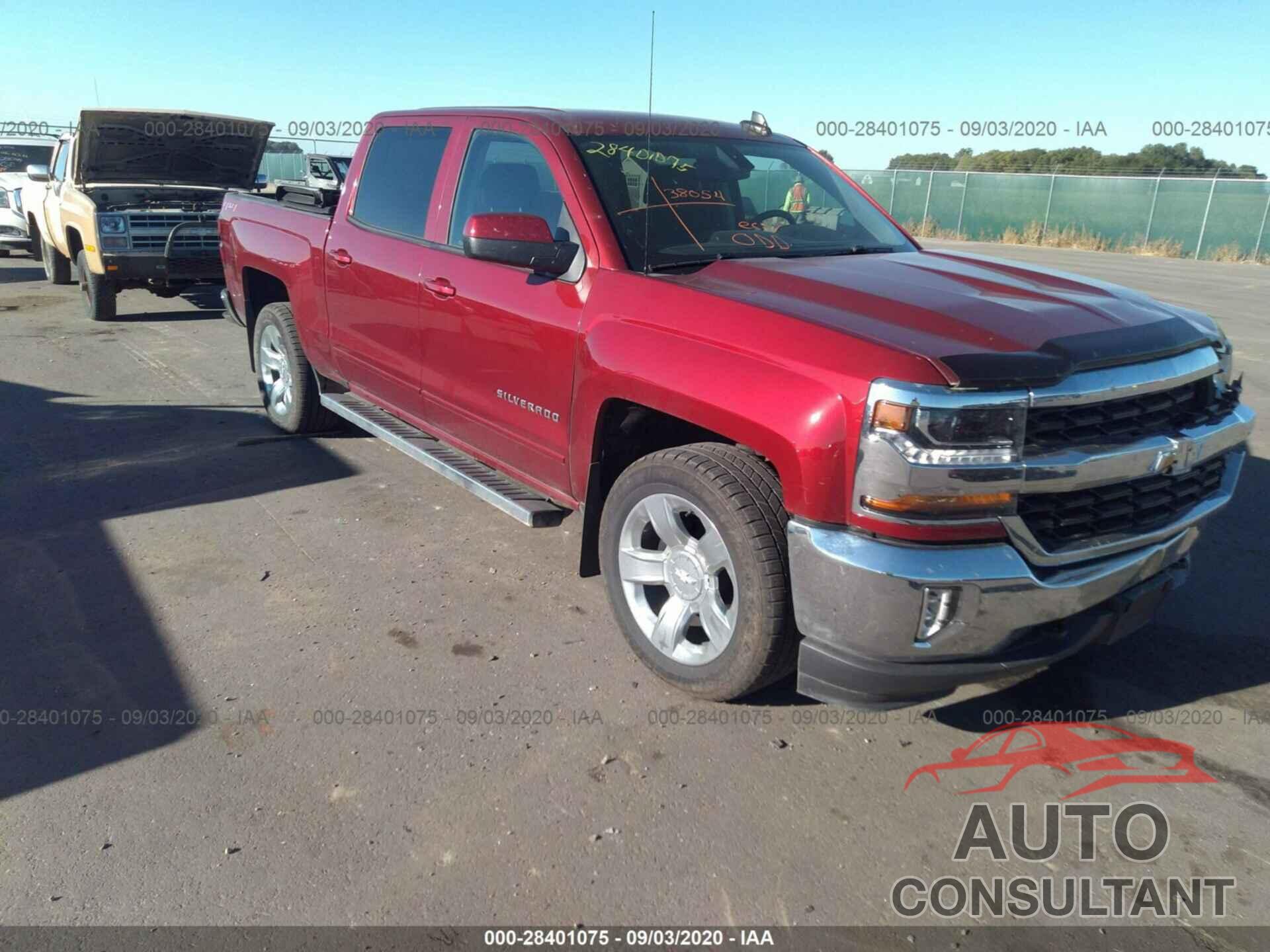 CHEVROLET SILVERADO 1500 2018 - 3GCUKRER6JG404375