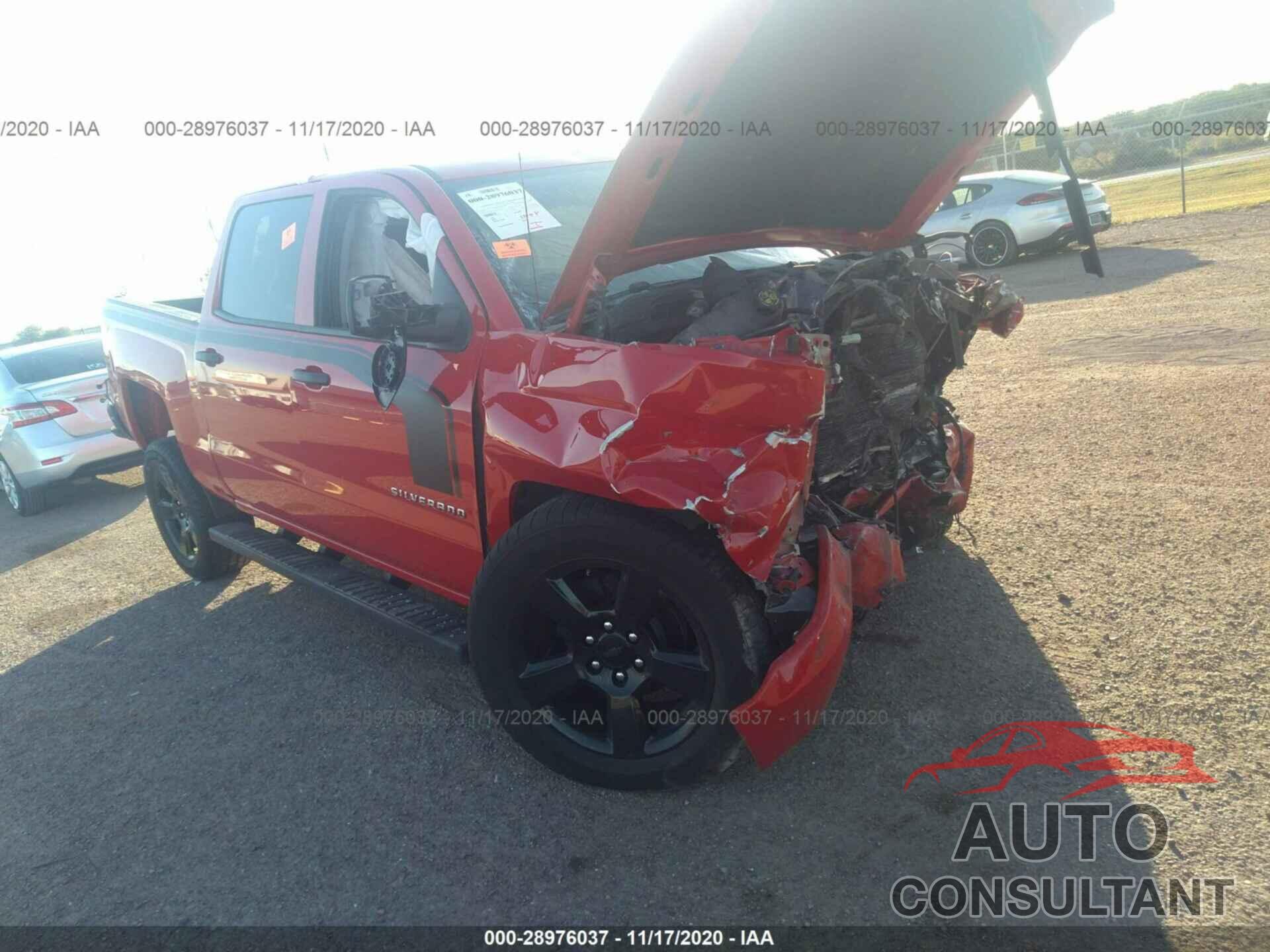 CHEVROLET SILVERADO 1500 2018 - 3GCPCPEC9JG213348