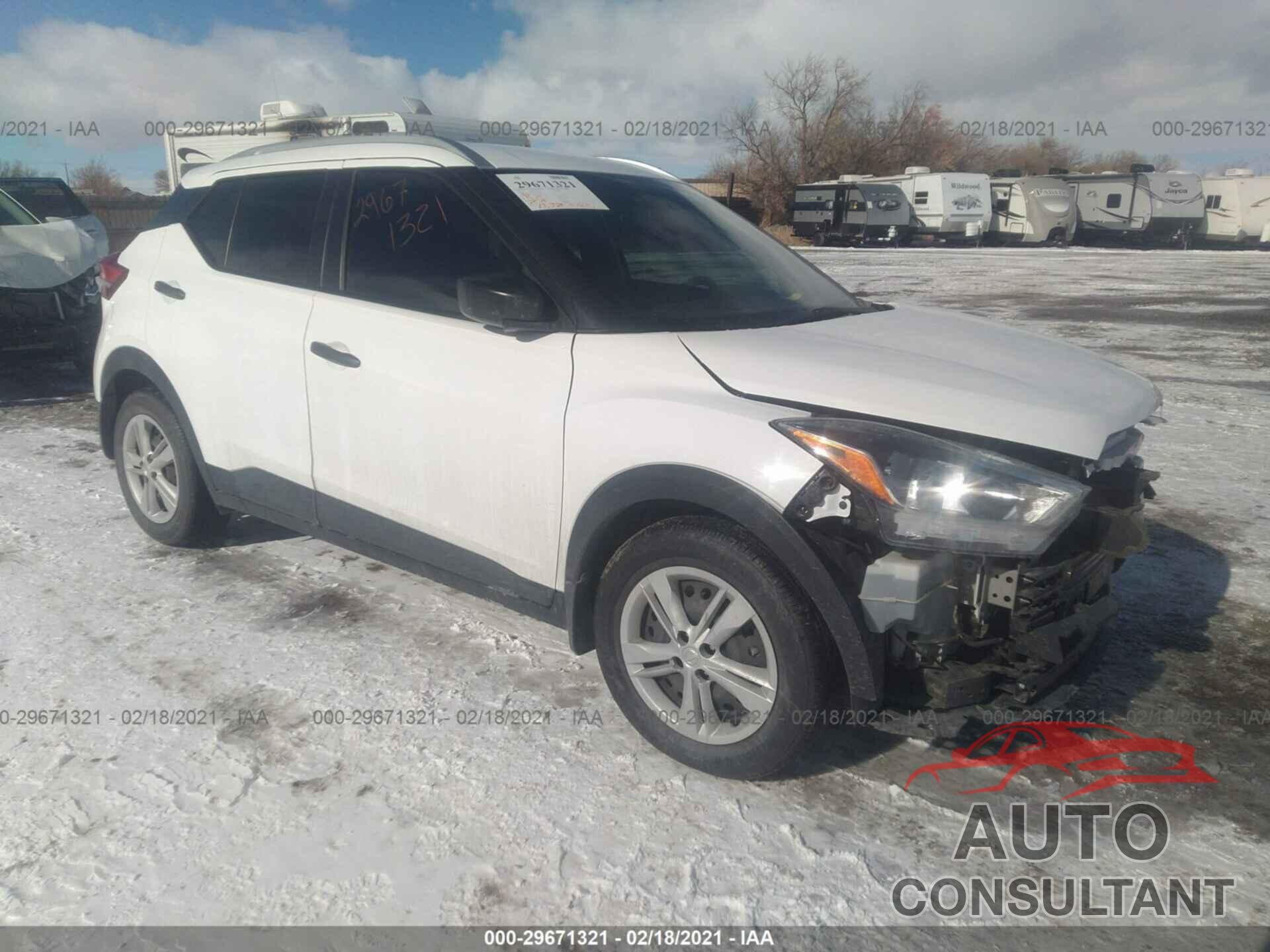 NISSAN KICKS 2018 - 3N1CP5CU3JL497458