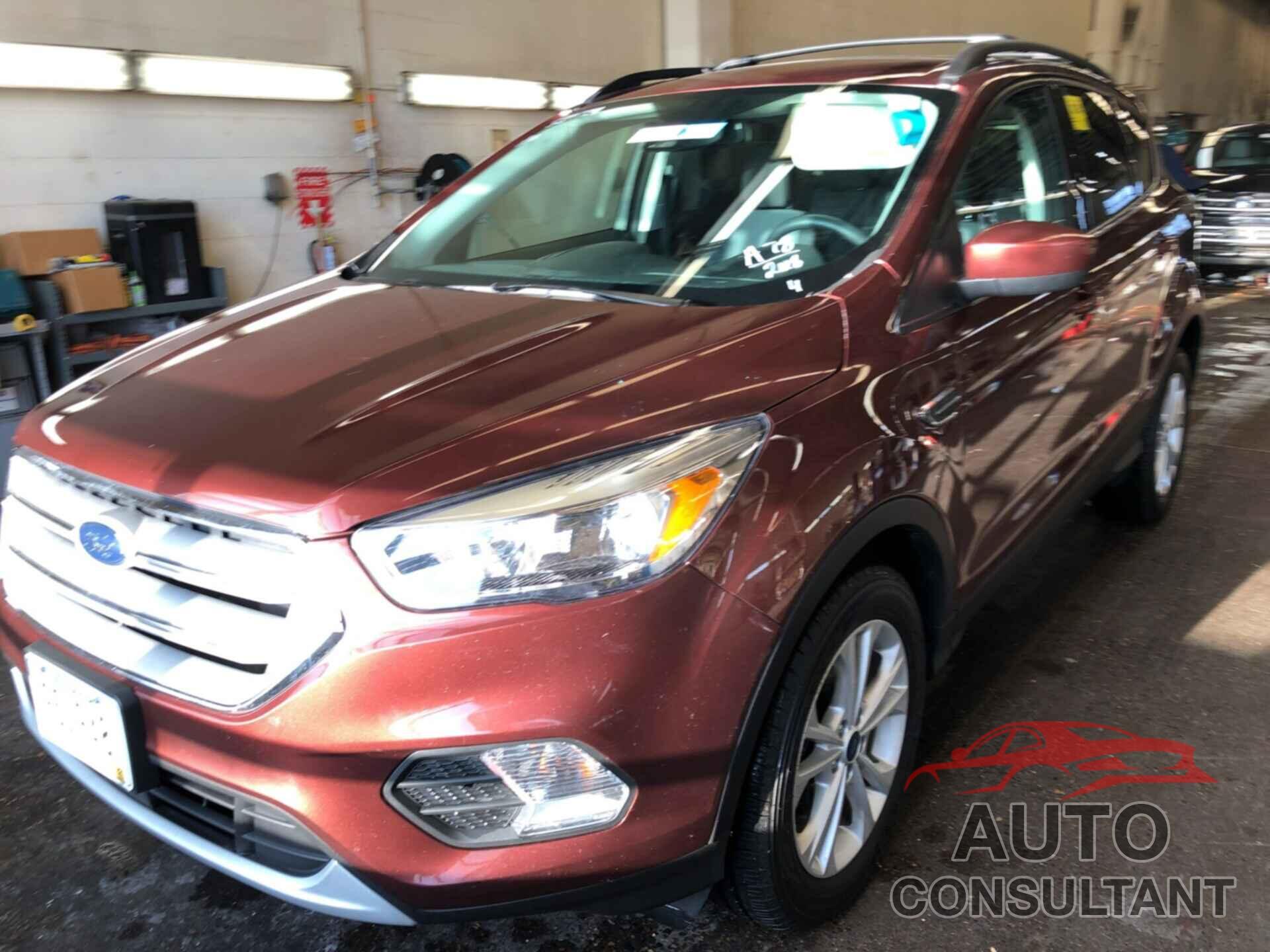 FORD ESCAPE 2018 - 1FMCU9GD6JUB76474