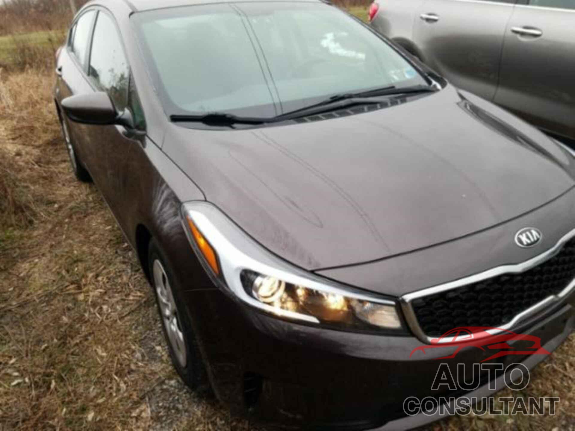 KIA FORTE 2018 - 3KPFK4A77JE167651