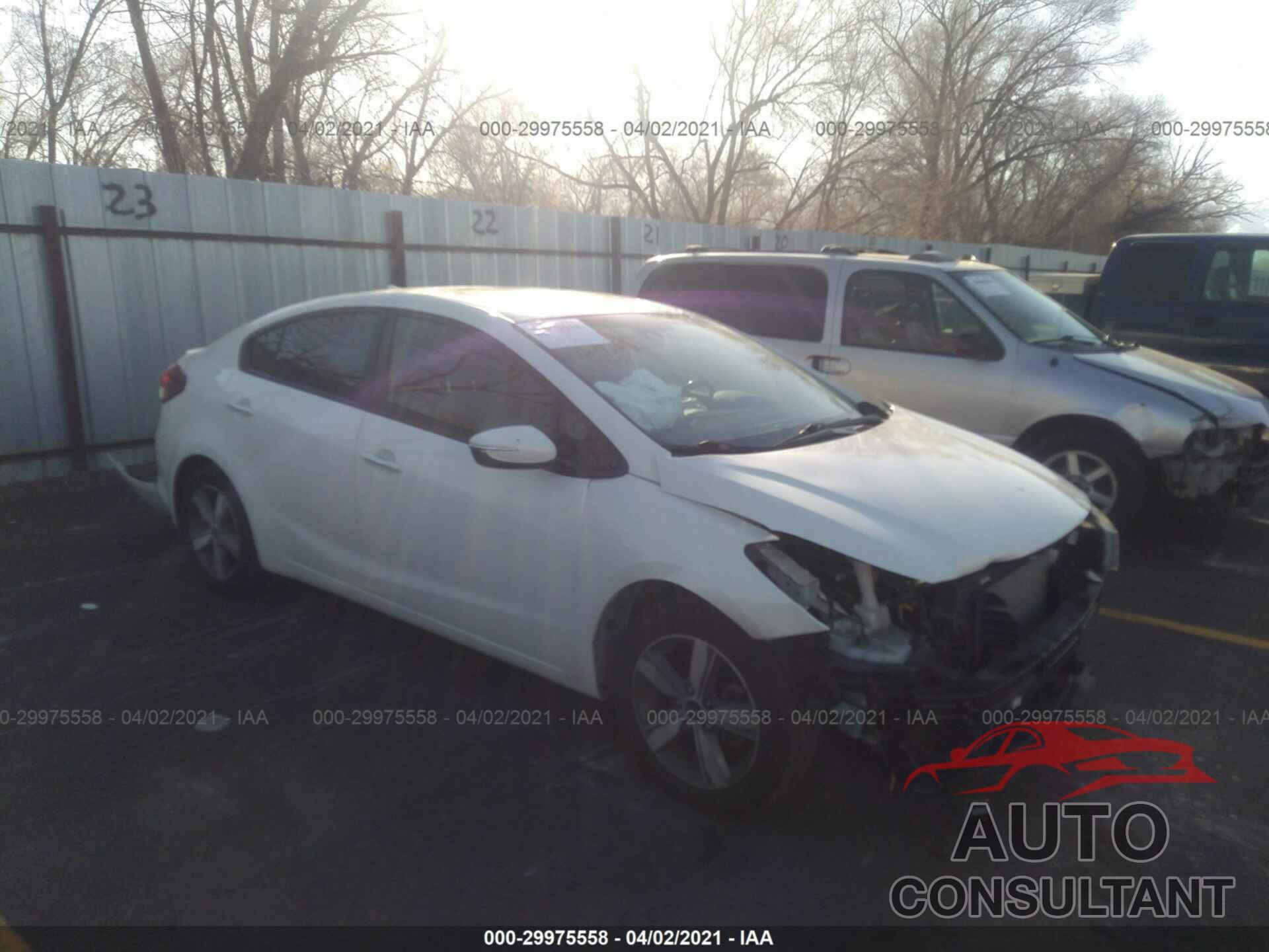 KIA FORTE 2018 - 3KPFL4A70JE224494