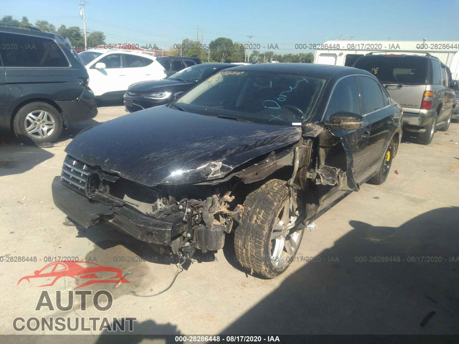 VOLKSWAGEN PASSAT 2015 - 1VWBV7A33FC064291