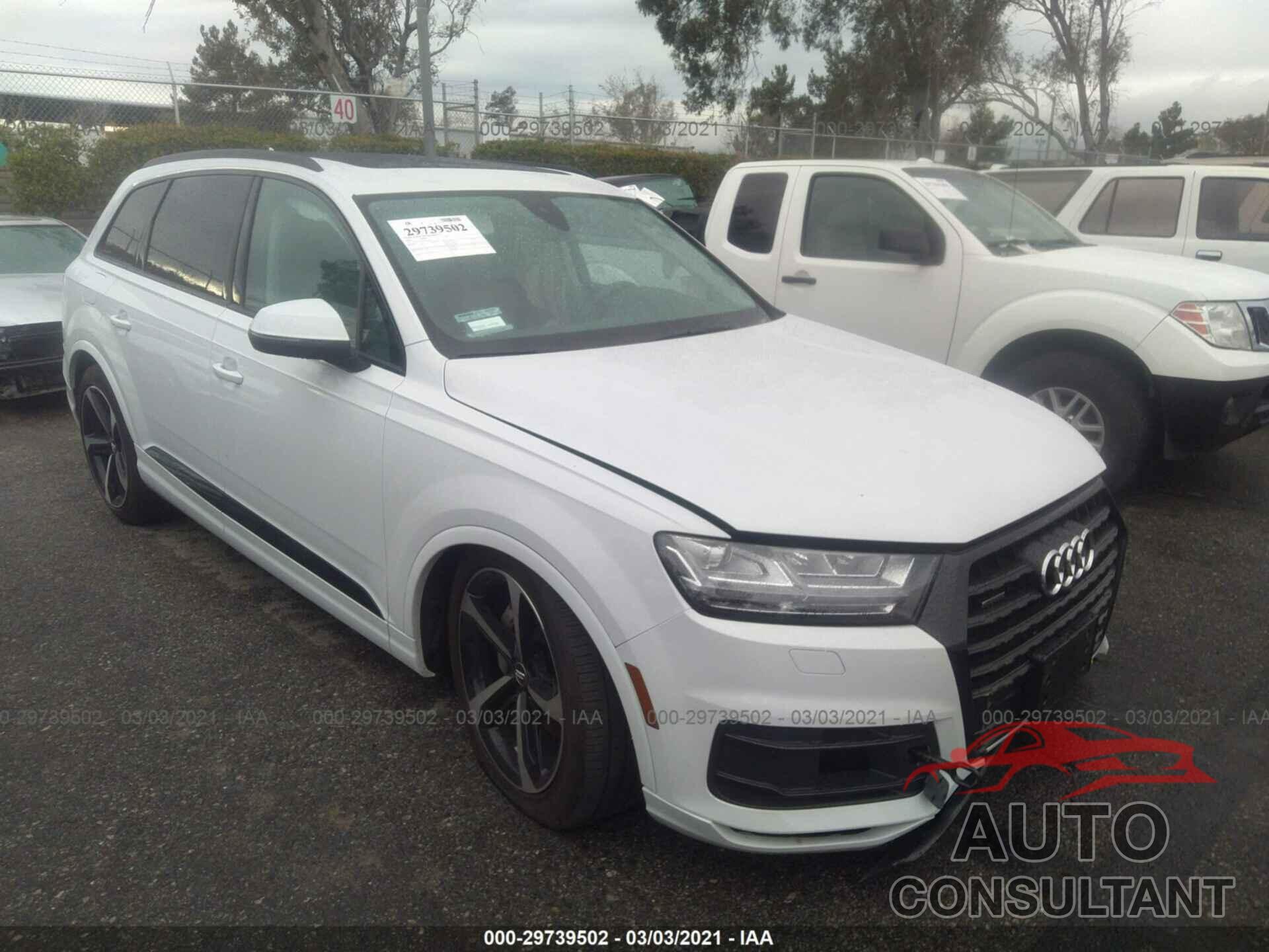 AUDI Q7 2019 - WA1LAAF70KD047703