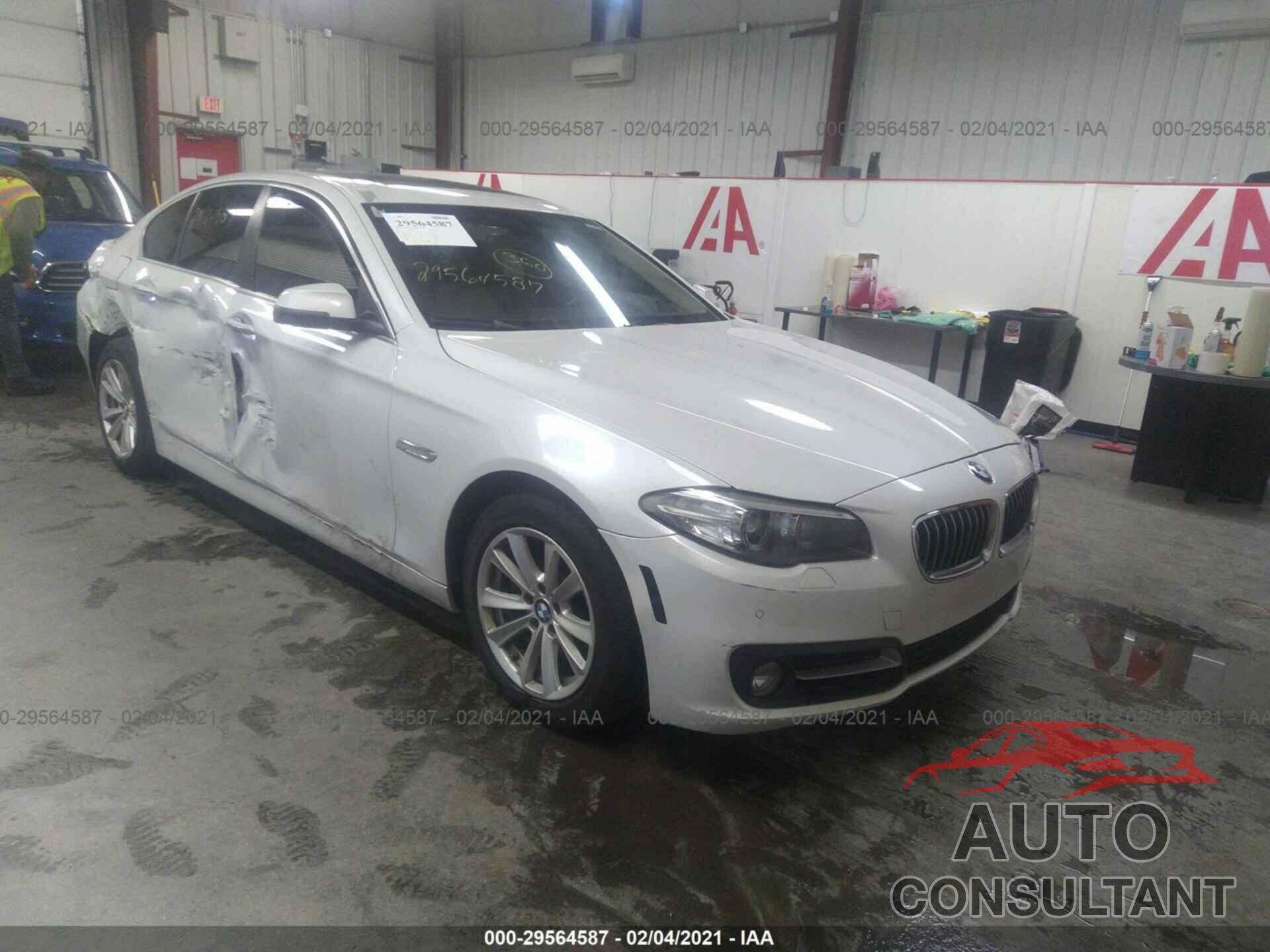 BMW 5 SERIES 2016 - WBA5A7C53GG144529