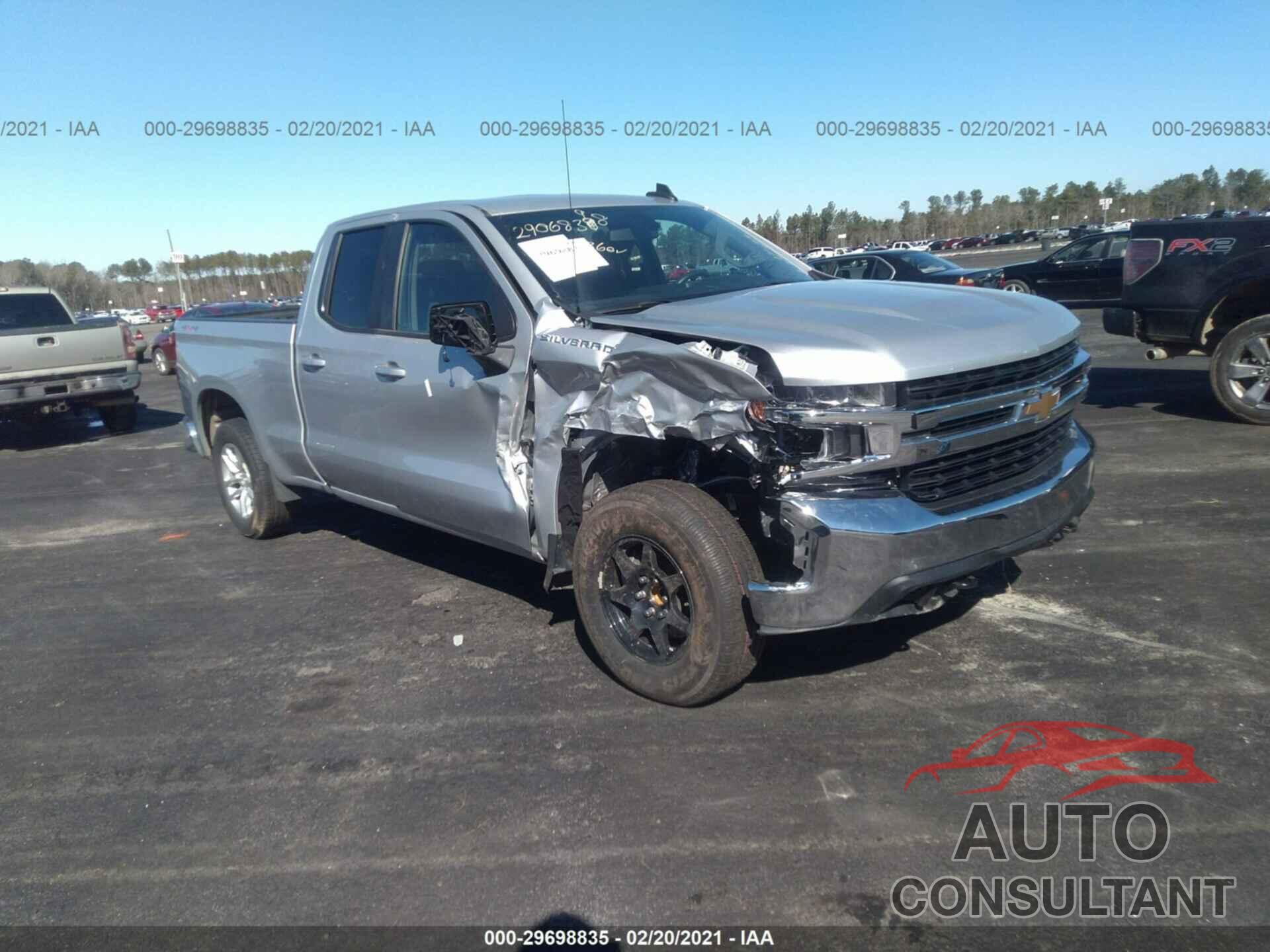 CHEVROLET SILVERADO 1500 2020 - 1GCRYDED3LZ175524