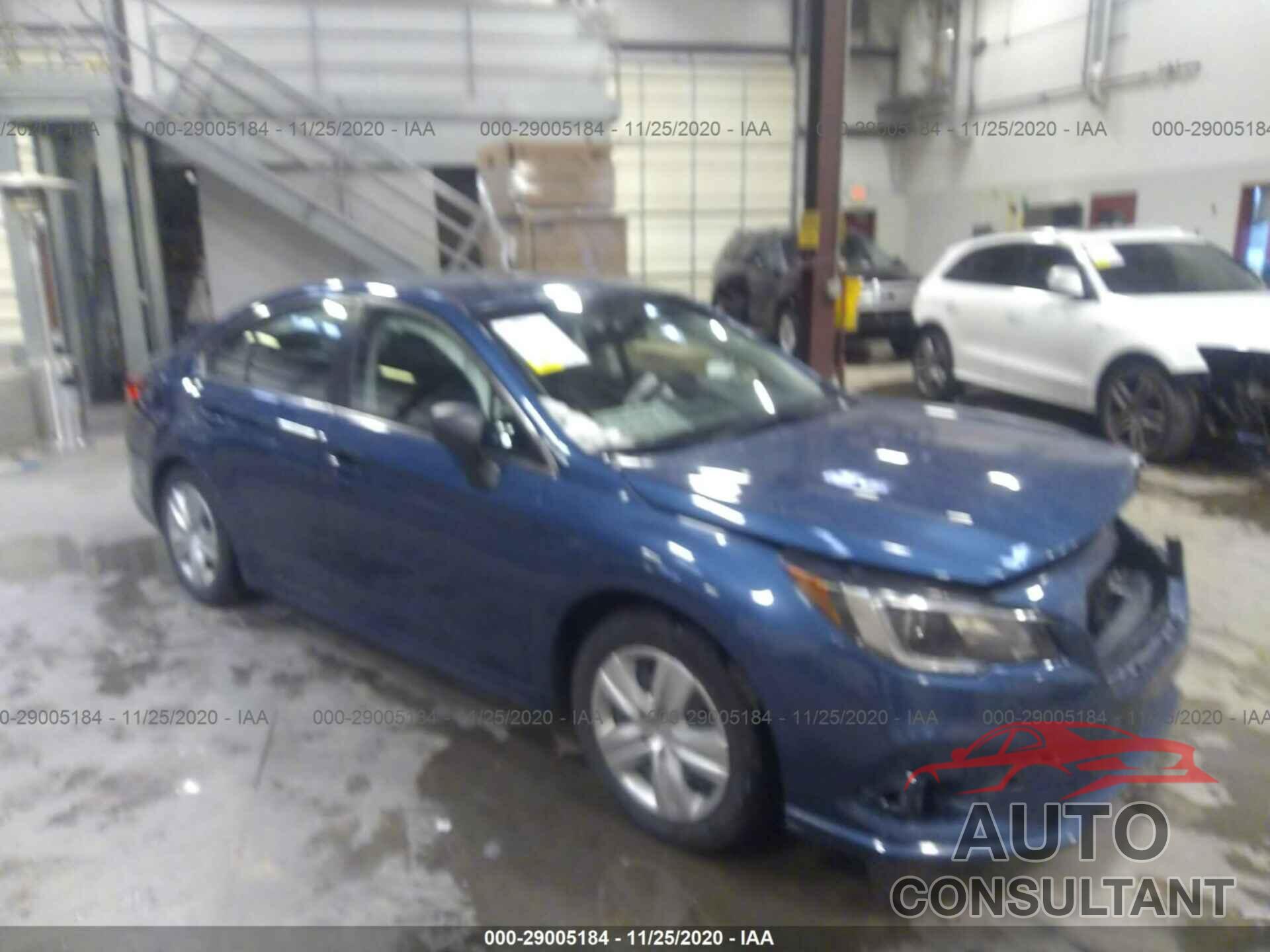SUBARU LEGACY 2019 - 4S3BNAB60K3014046