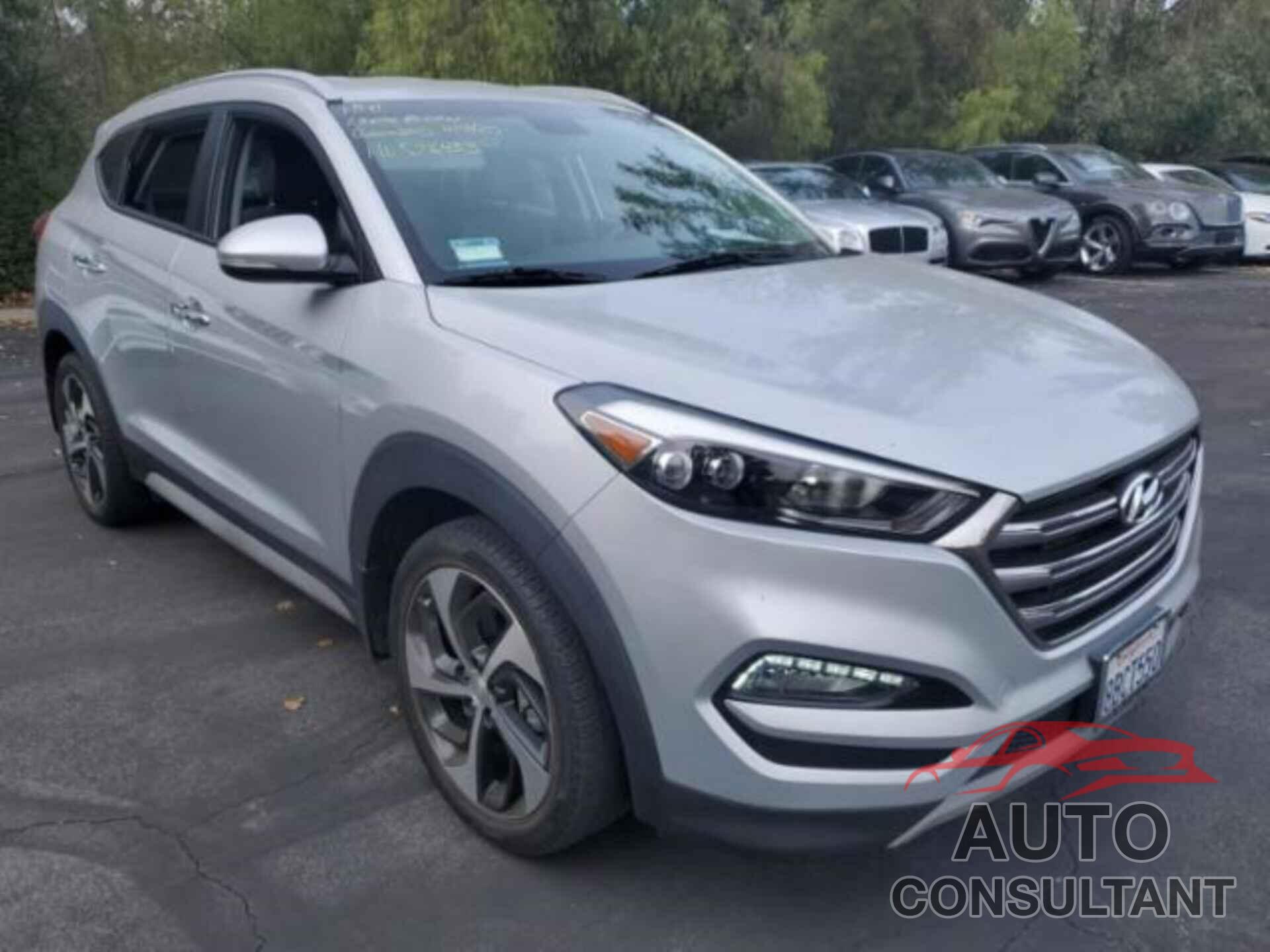 HYUNDAI TUCSON 2017 - KM8J33A20HU526433