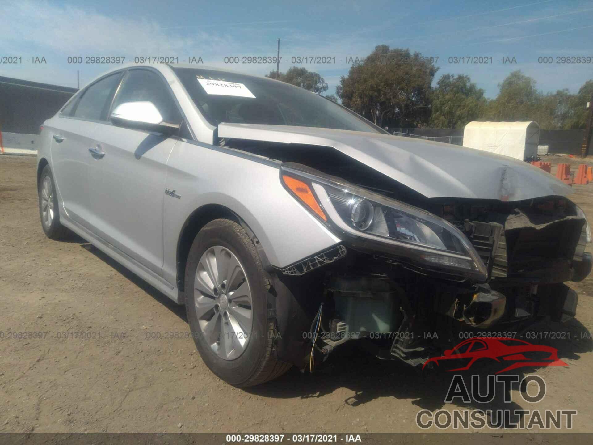 HYUNDAI SONATA HYBRID 2016 - KMHE24L11GA041801