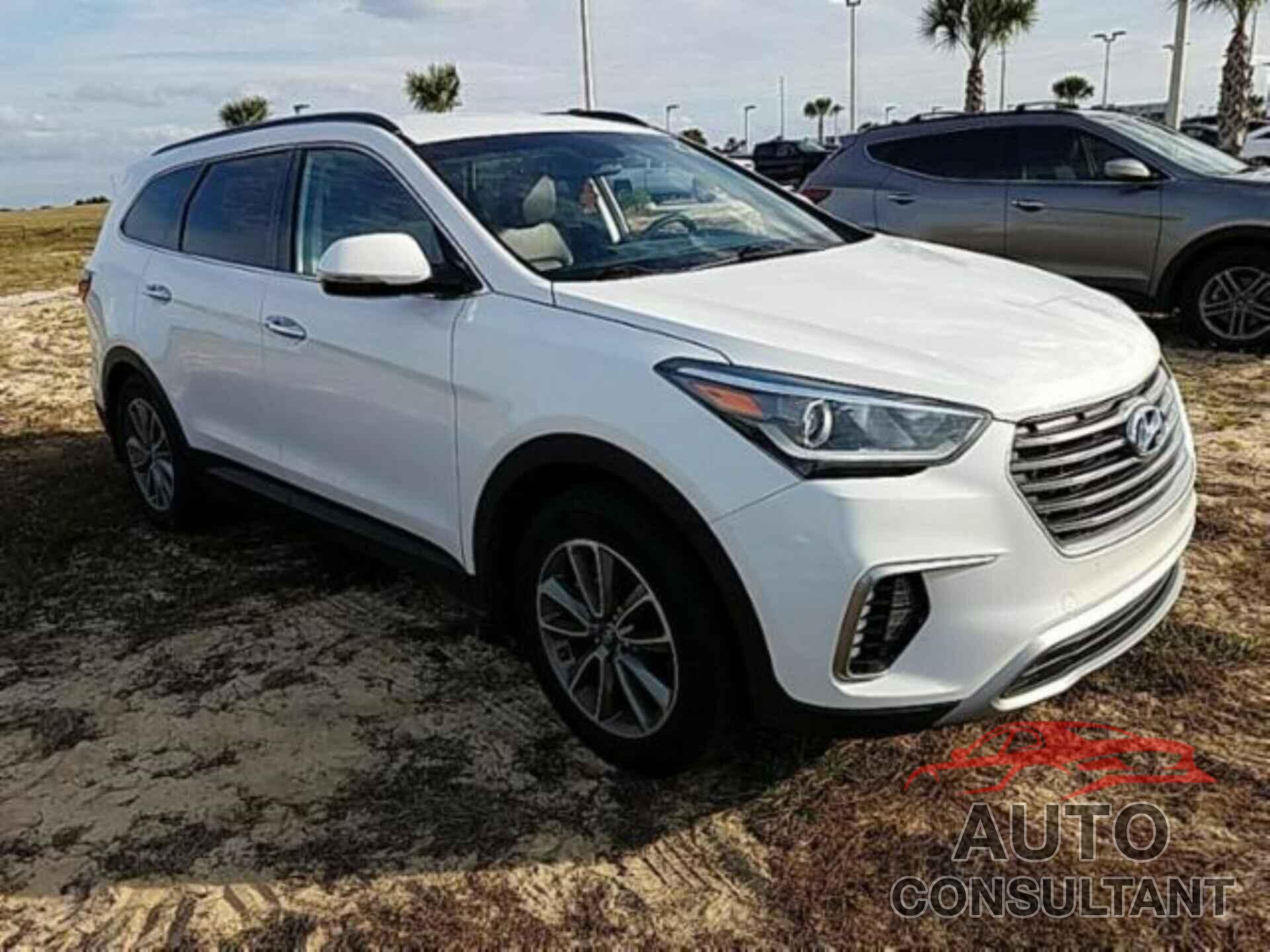 HYUNDAI SANTA FE 2018 - KM8SN4HF0JU280860