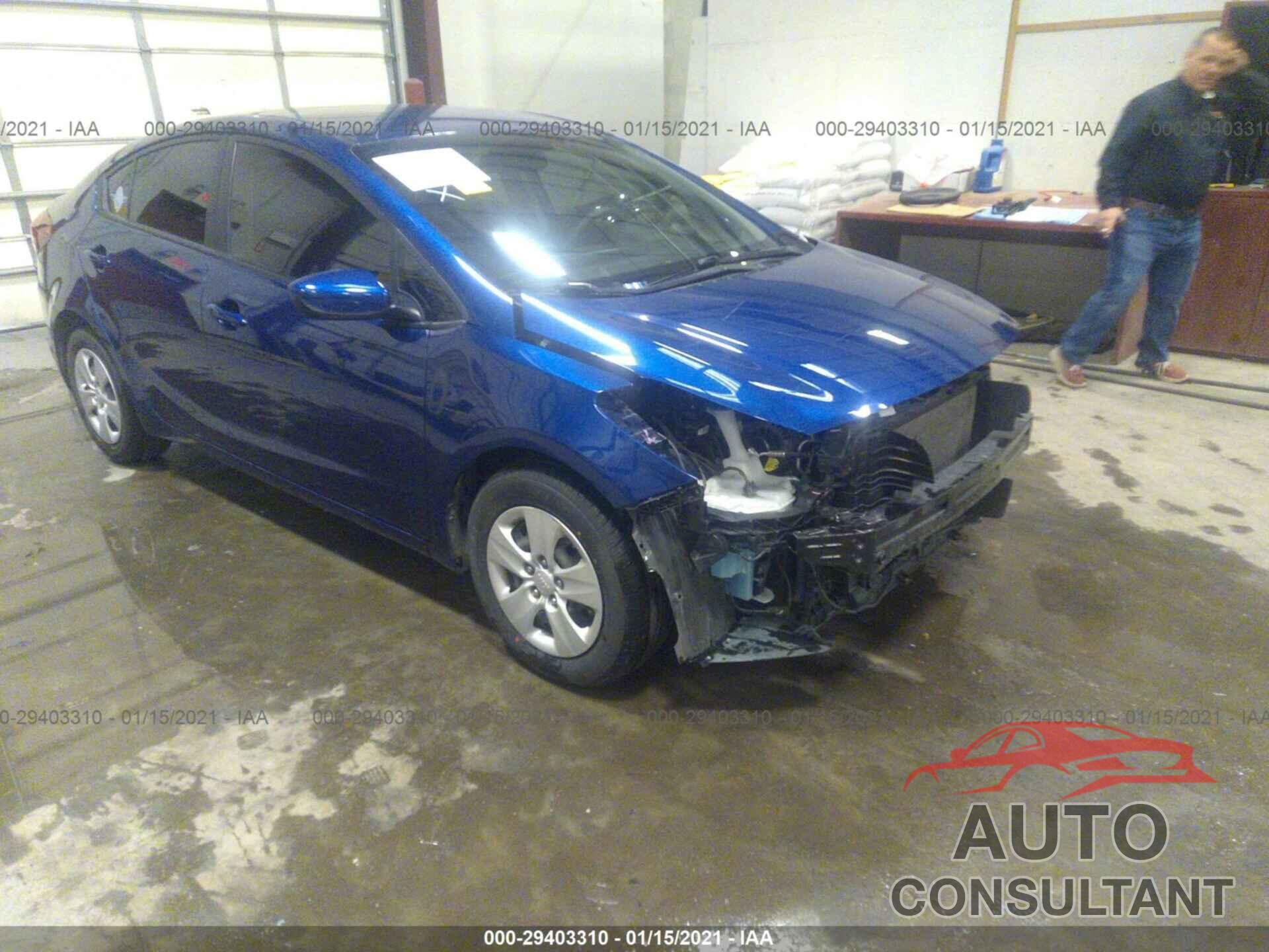 KIA FORTE 2018 - 3KPFK4A76JE210411