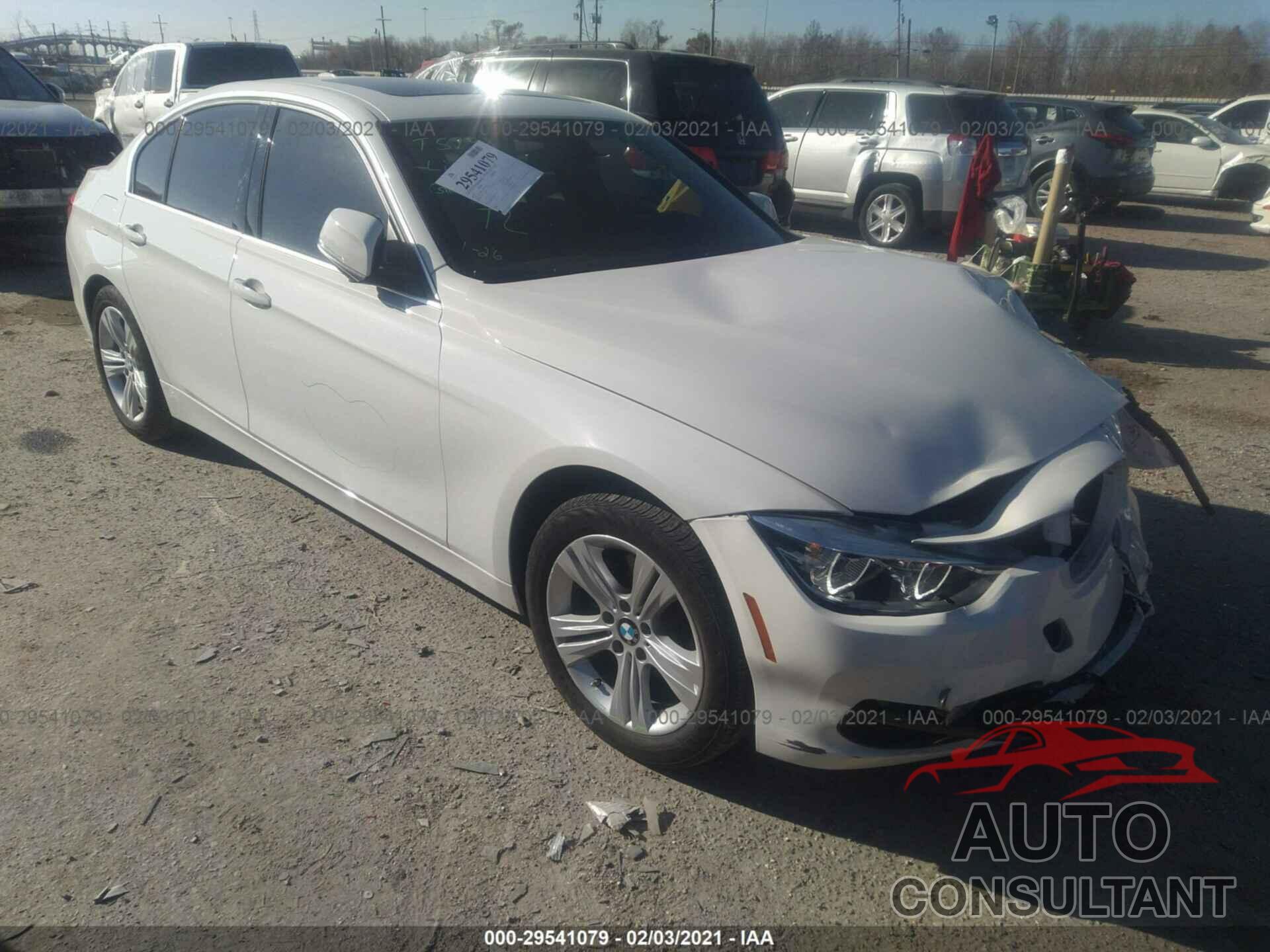 BMW 3 SERIES 2018 - WBA8B9G54JNV00330