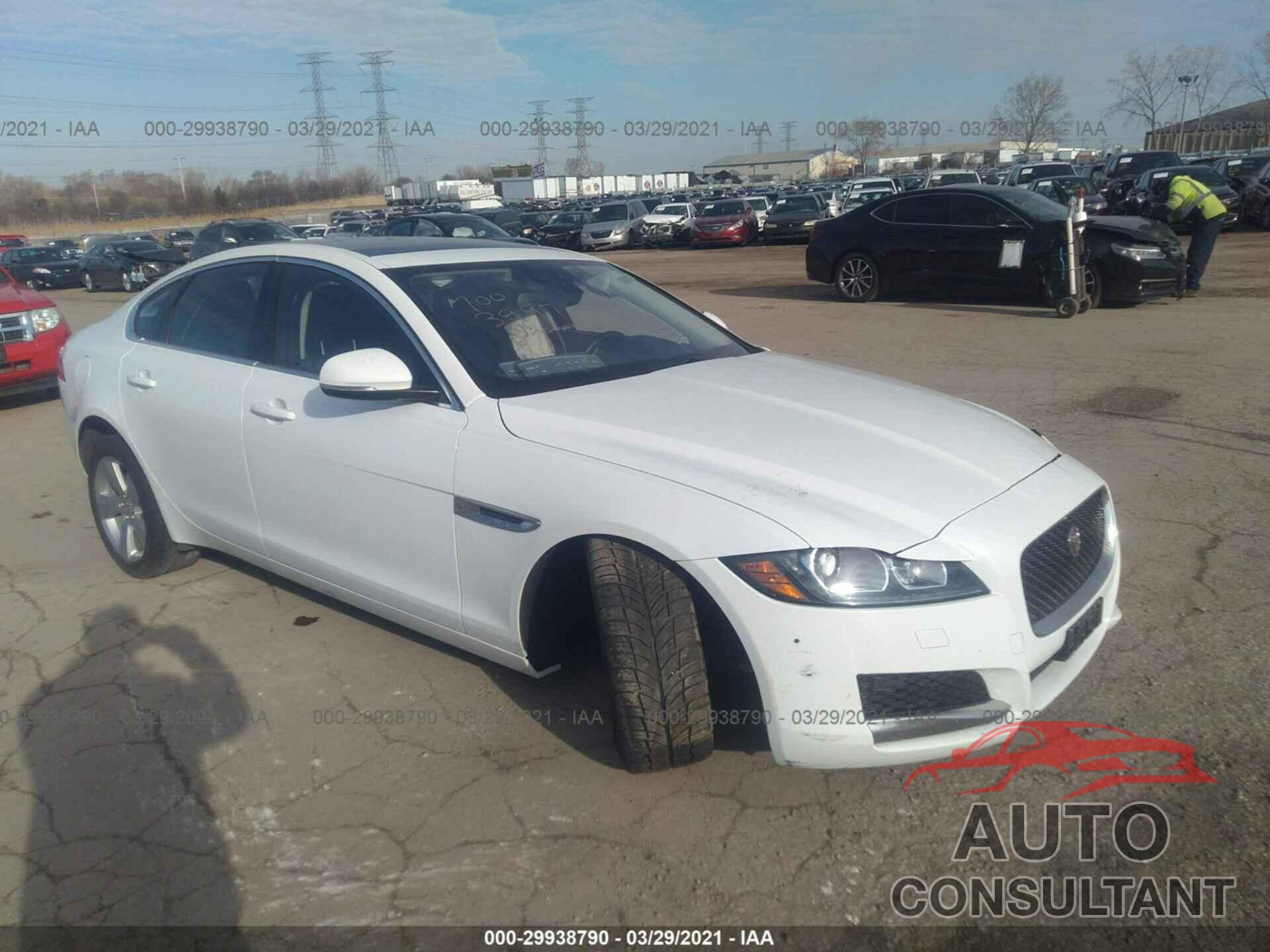 JAGUAR XF 2018 - SAJBR4FX9JCY70731